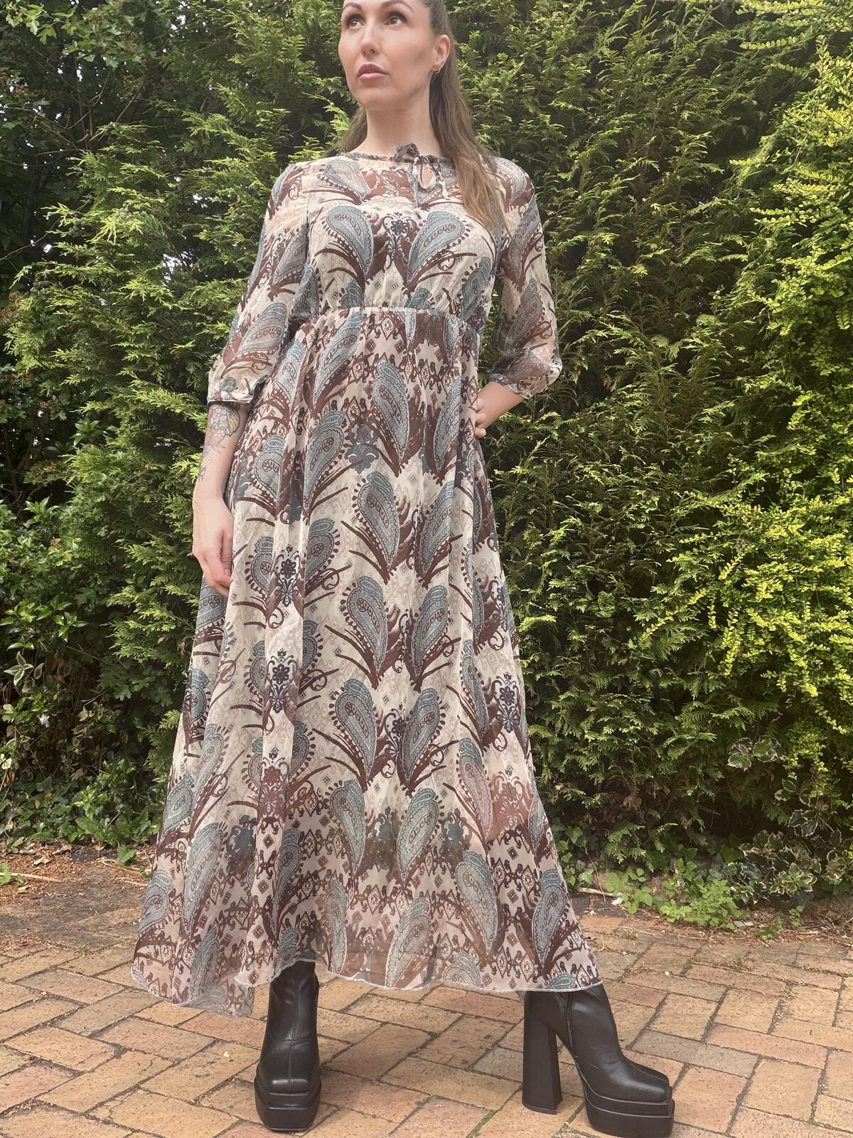 Hippie Boho Maxi Dress Vintage Style Paisley Pattern with Sheer Sleeves Size 12