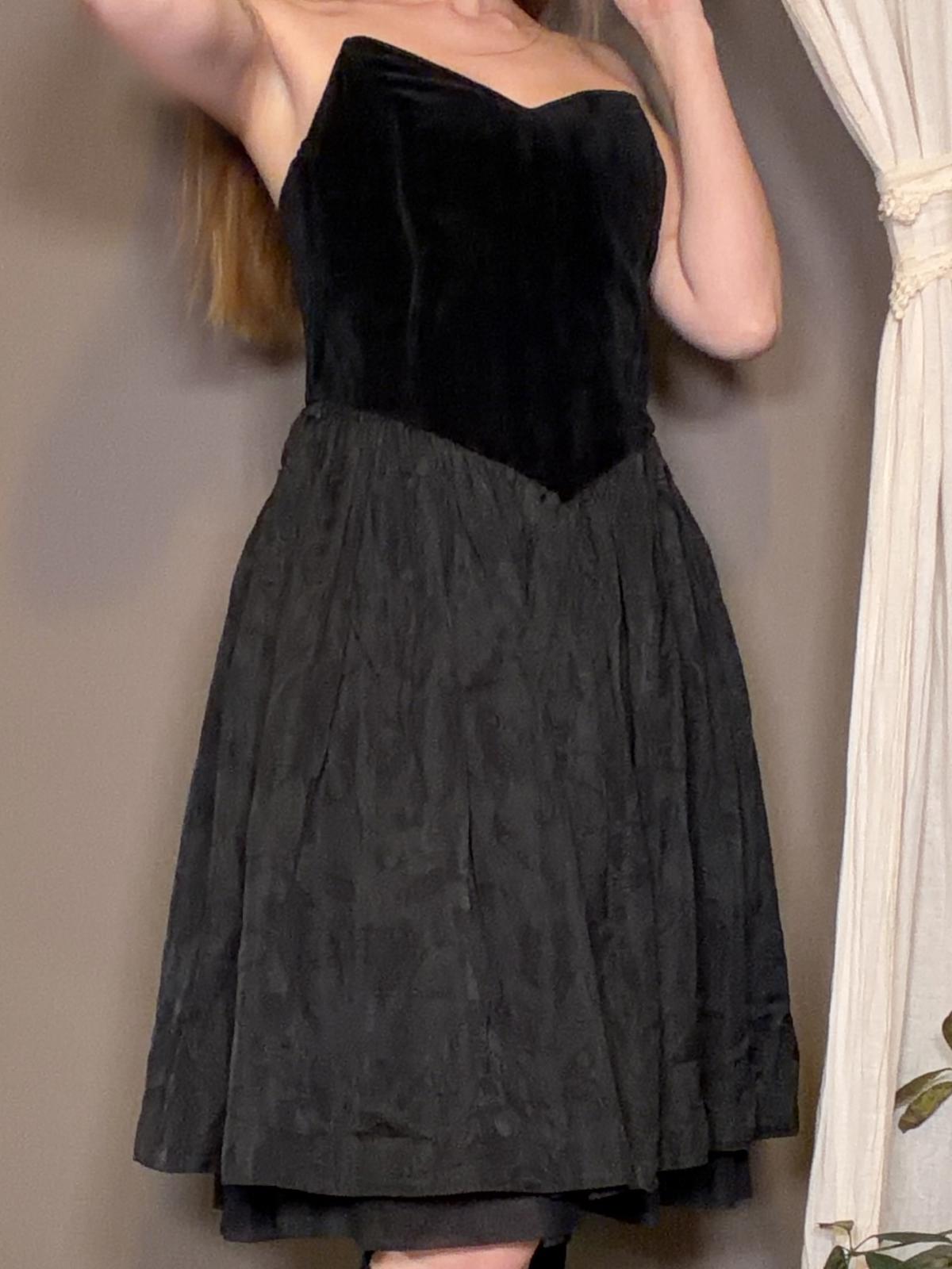 Vintage 1980s Party Dress Black Strapless Velvet Paisley Whimsigoth goth Size 10