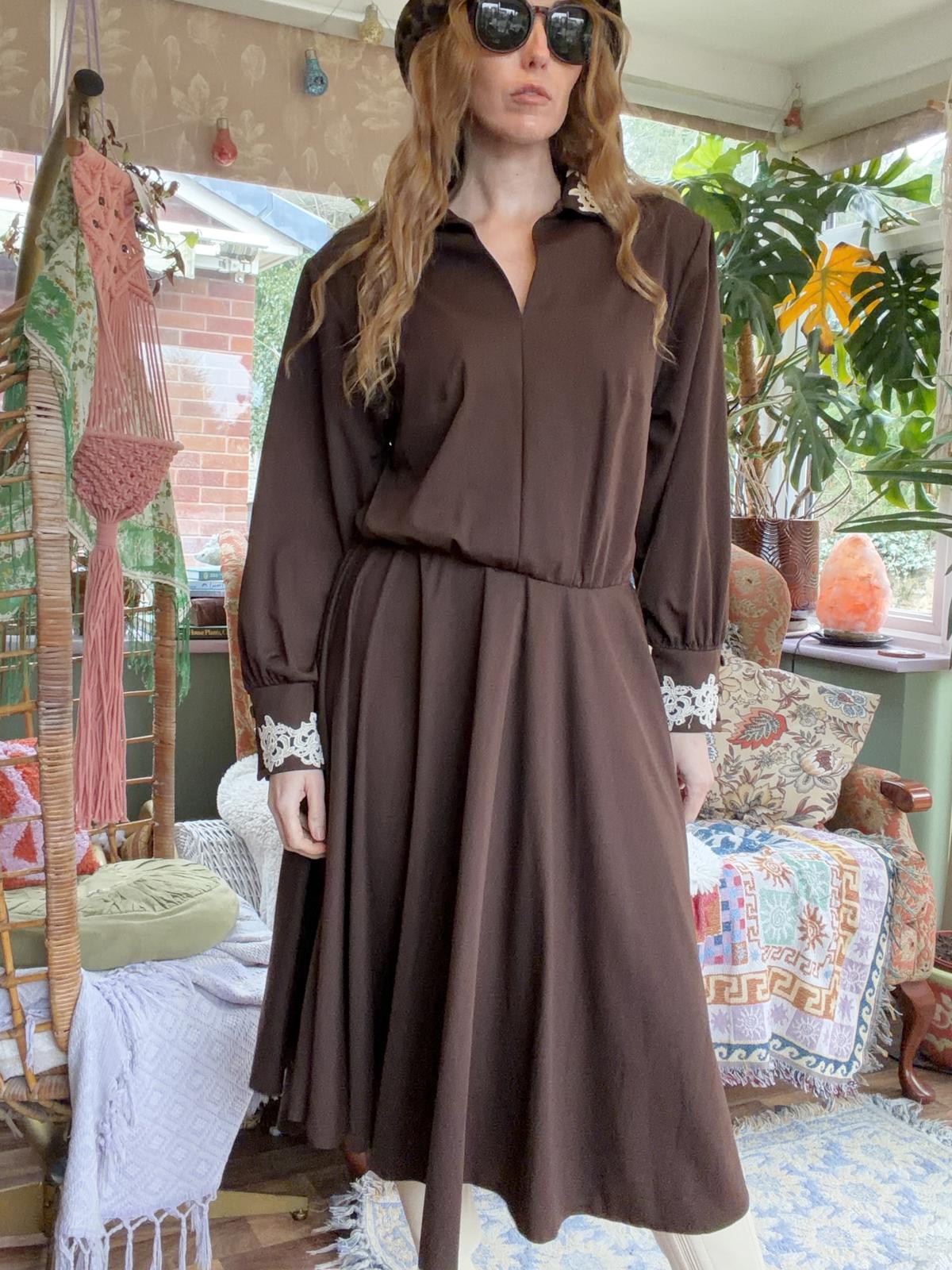 Vintage 1970s Formal Dress With Embroidered Collar And Long Sleeves Brown 18-20
