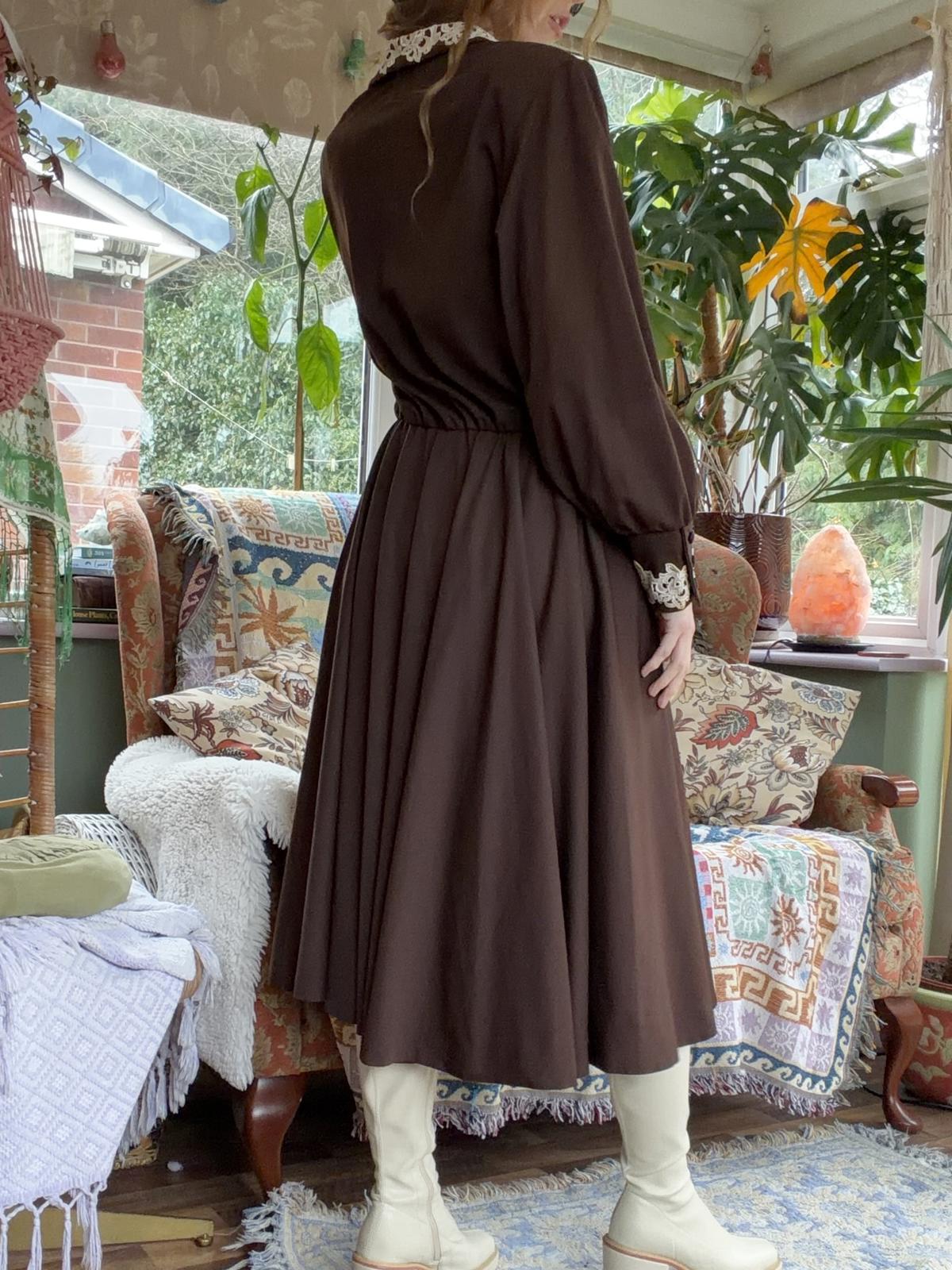 Vintage 1970s Formal Dress With Embroidered Collar And Long Sleeves Brown 18-20