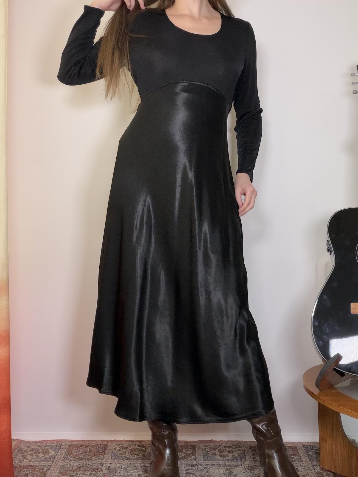Vintage 1970s Maxi Dress Black Long Sleeve Whimsigoth Cocktail Dress Size 14