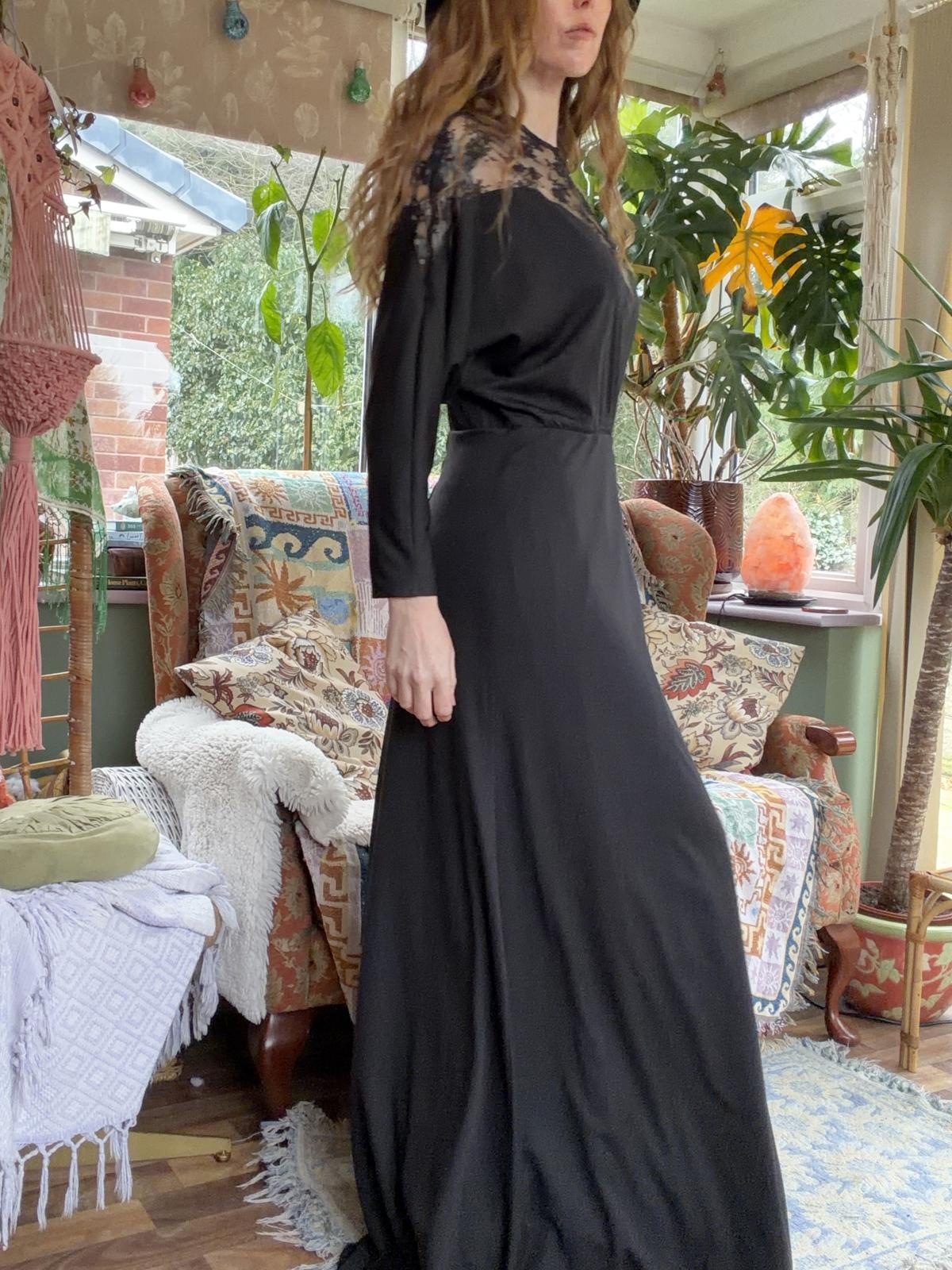 Vintage 1970s Maxi Dress Long Batwing Sleeves And Lace Detail Black Size 10