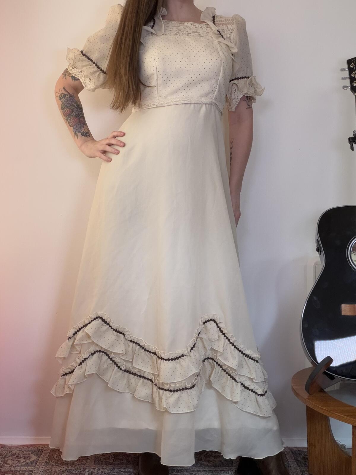 Vintage 1970s Maxi DRESS Cream Polka dot Prairie Dress with Ruffle Trim Size 12