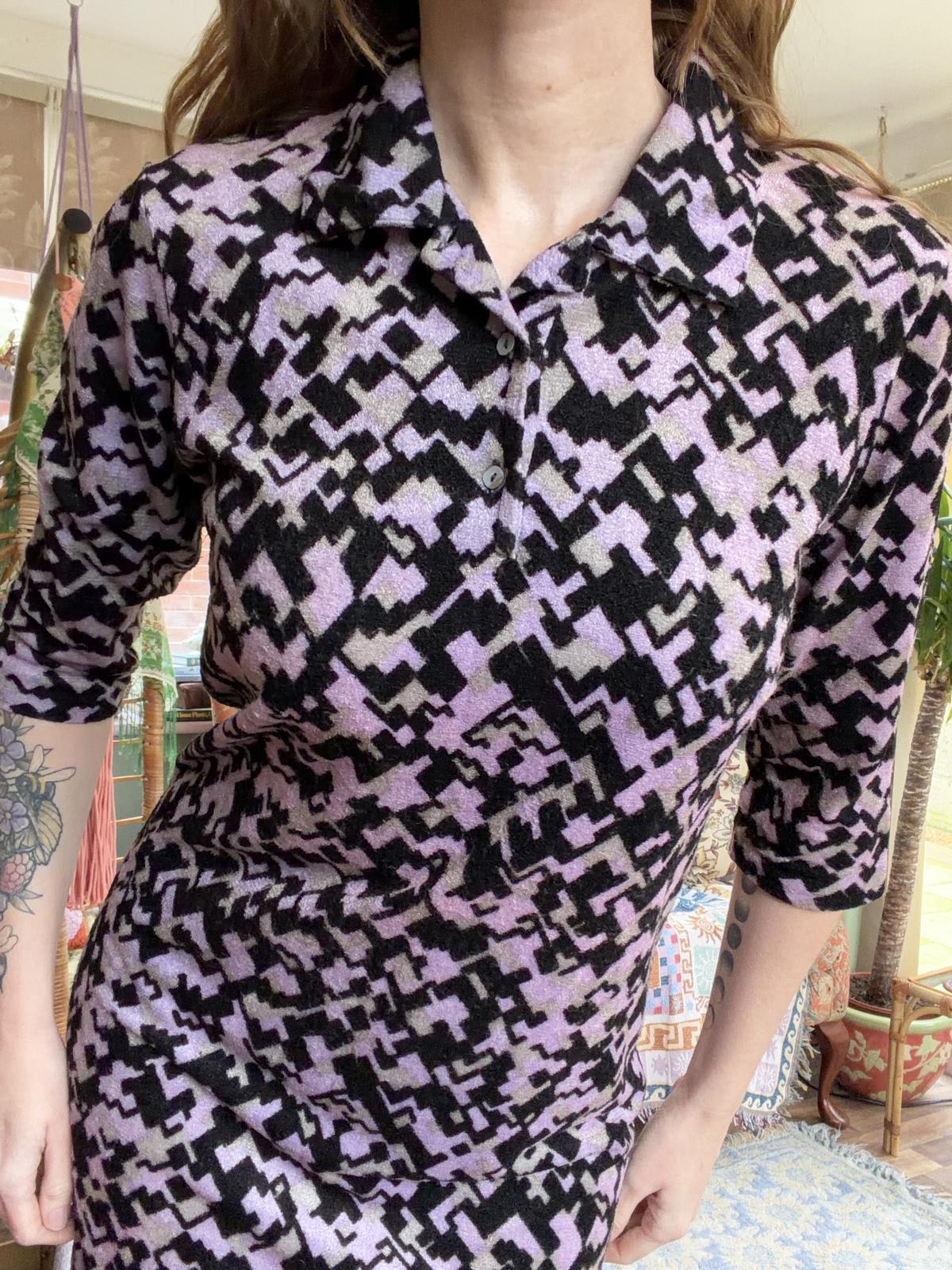 vintage 1960s mod dress gogo dress with collar and abstract print size 14 purple