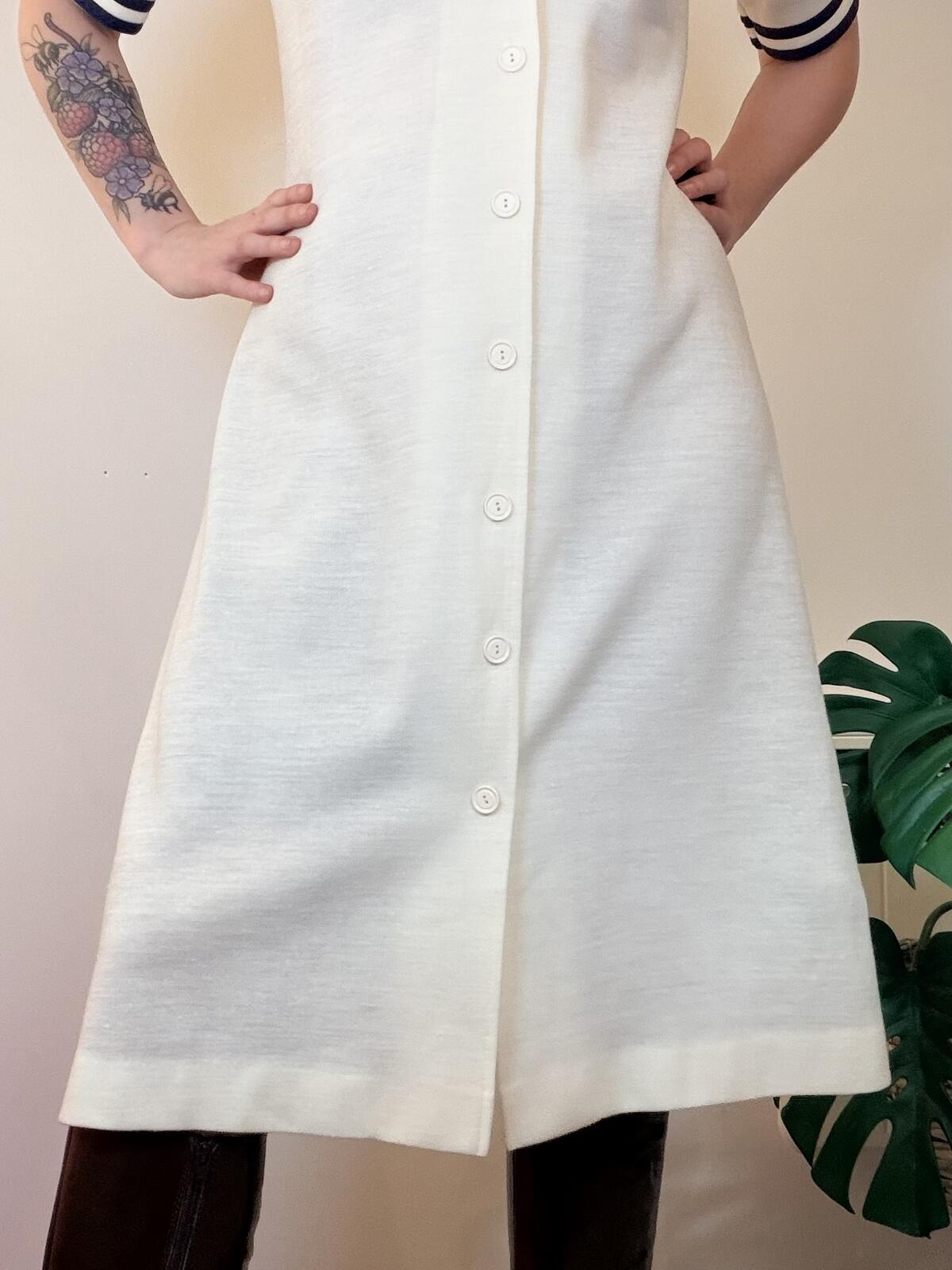 Vintage 1970s Shirt Dress Cream Button Front Dress with Navy Trim Size 14