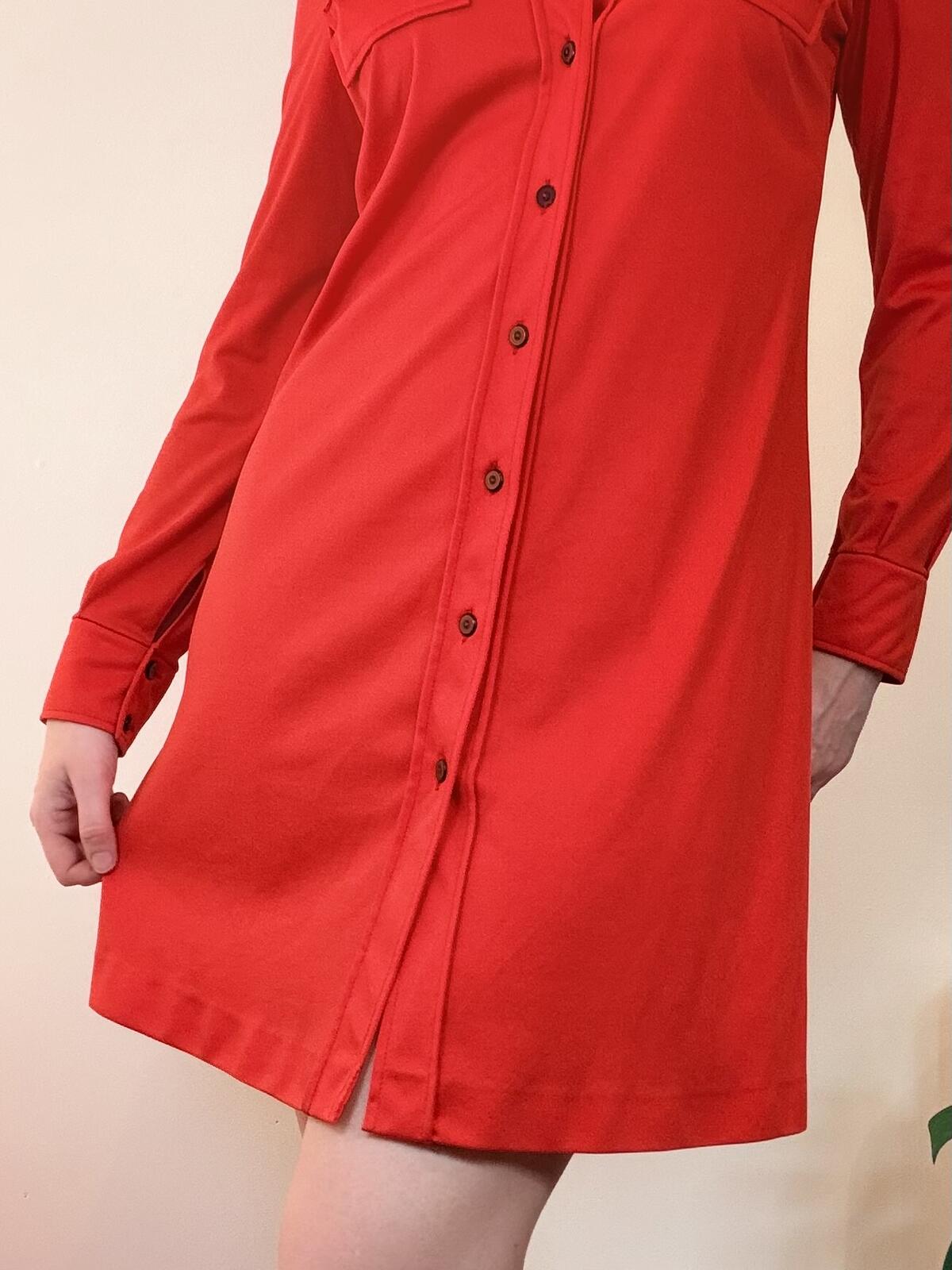 Vintage 1970s Shirt Dress Red Long Sleeve Button-Up Dress with Pockets size 10