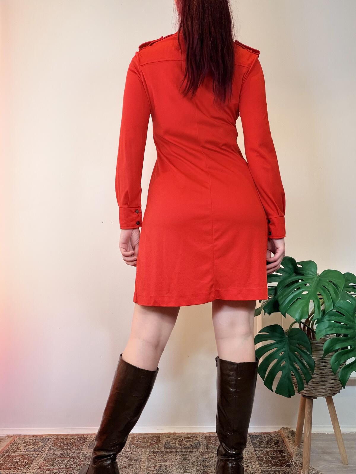 Vintage 1970s Shirt Dress Red Long Sleeve Button-Up Dress with Pockets size 10