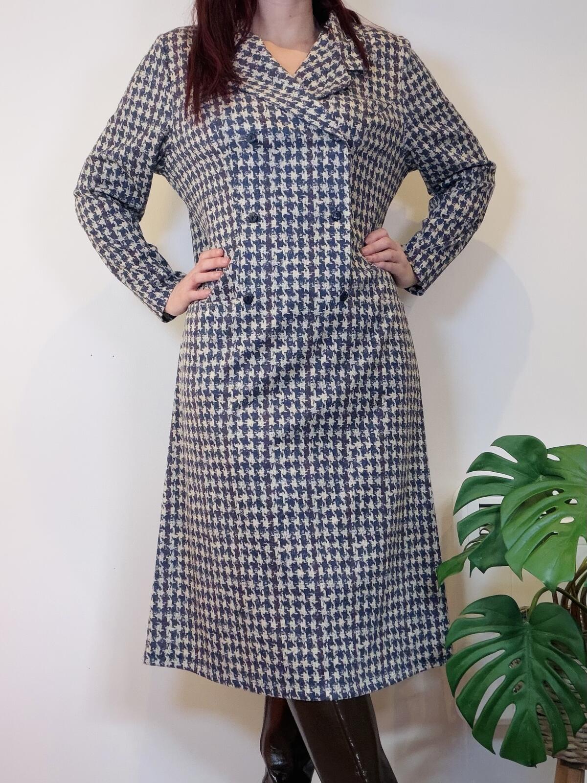 Vintage 1980s Shirt Dress Blue and Cream Houndstooth Printed long sleeve 18 size