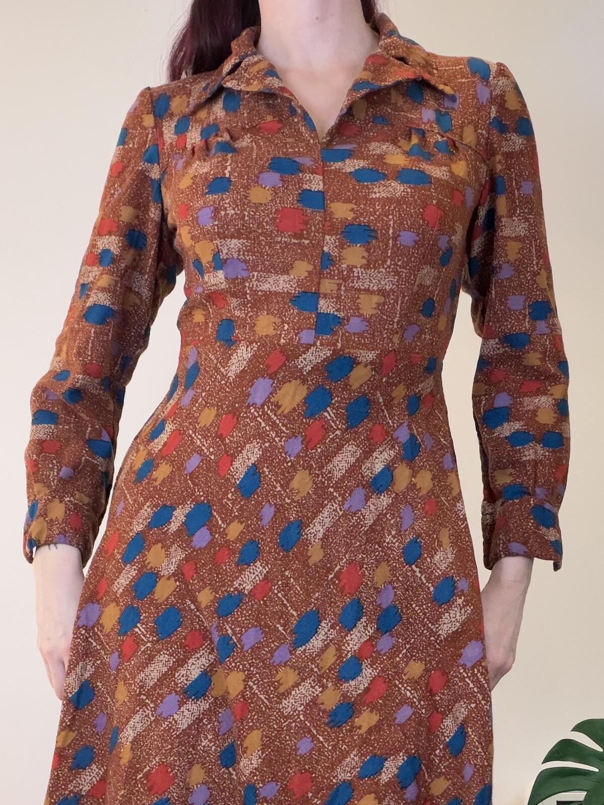 Vintage 1970s shirt Dress Brown Patterned Long Sleeve Dress Size 12