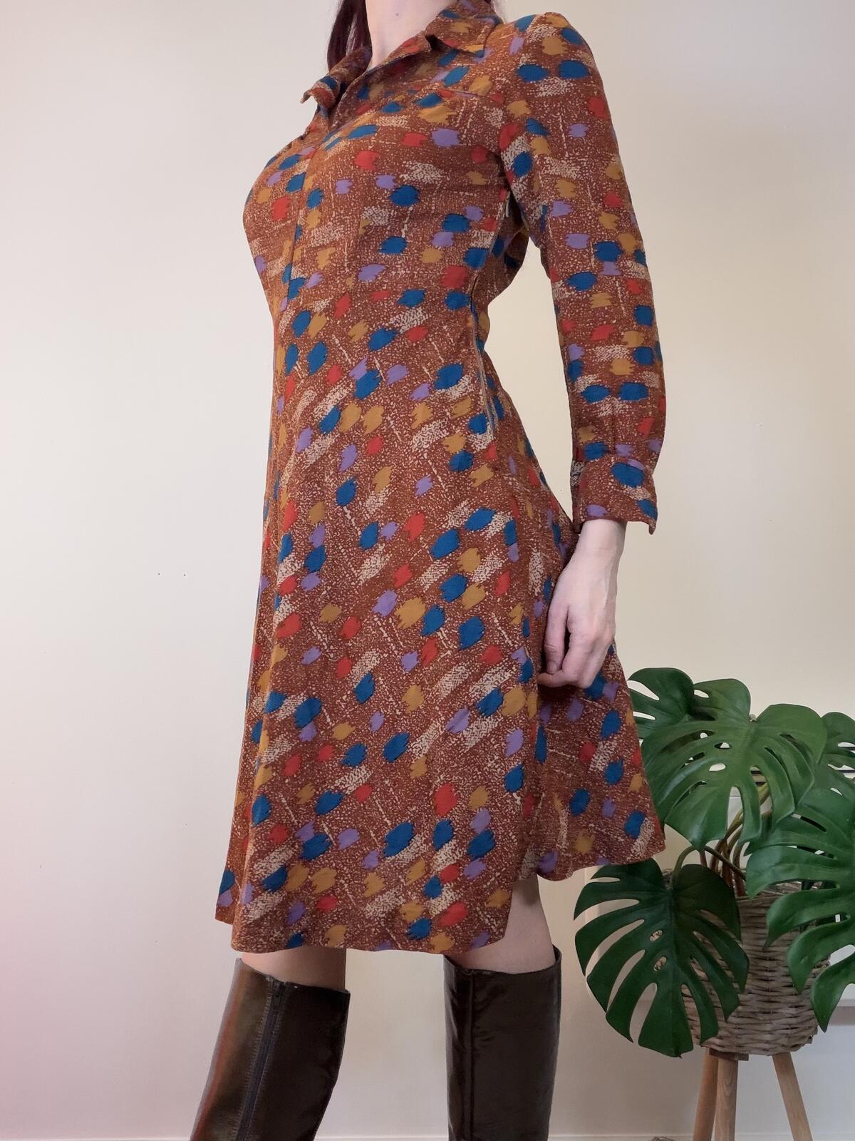 Vintage 1970s shirt Dress Brown Patterned Long Sleeve Dress Size 12