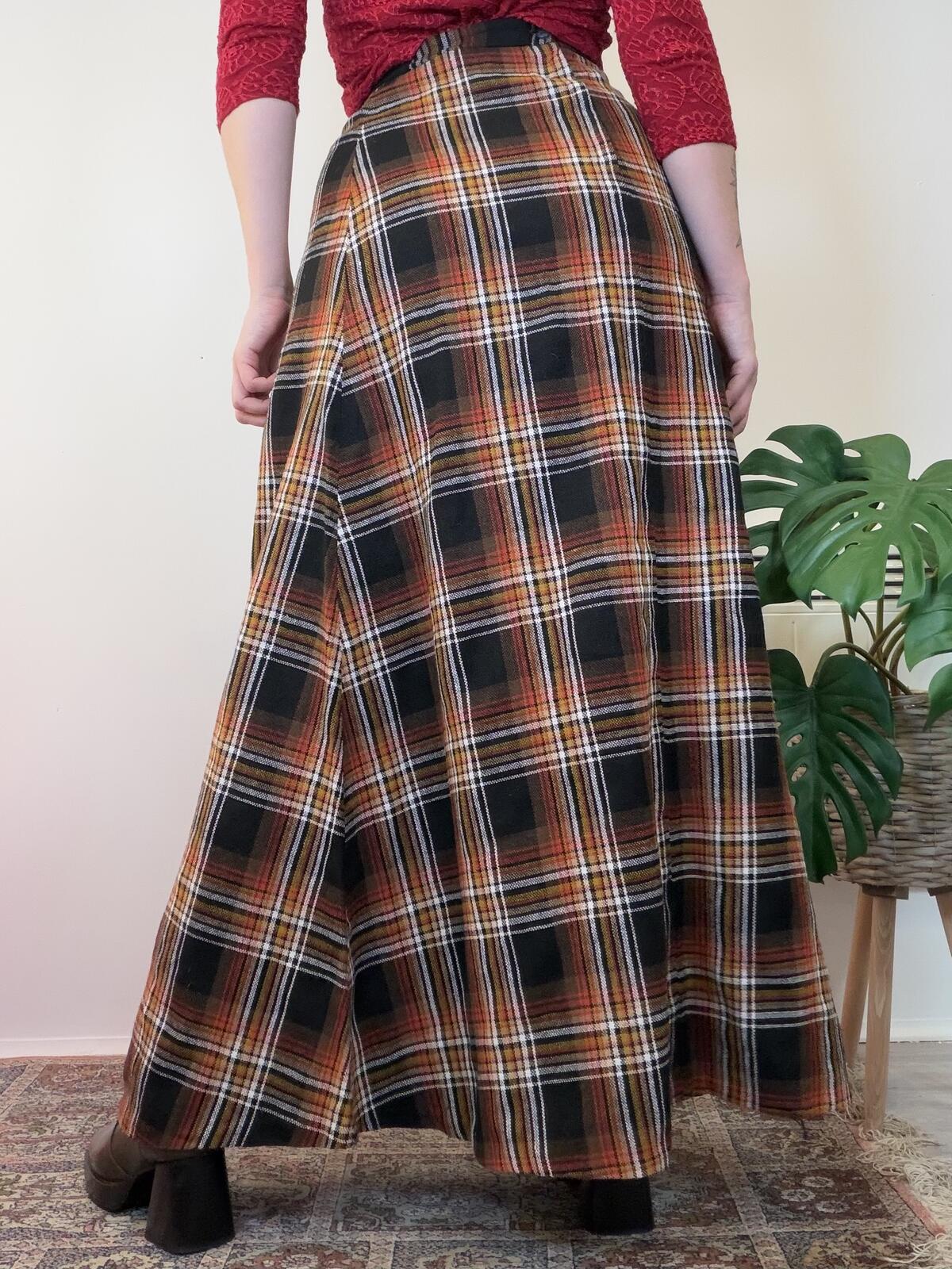 Vintage 1970s Tartan Skirt Long Plaid Maxi Skirt in Autumnal Tones Size 10