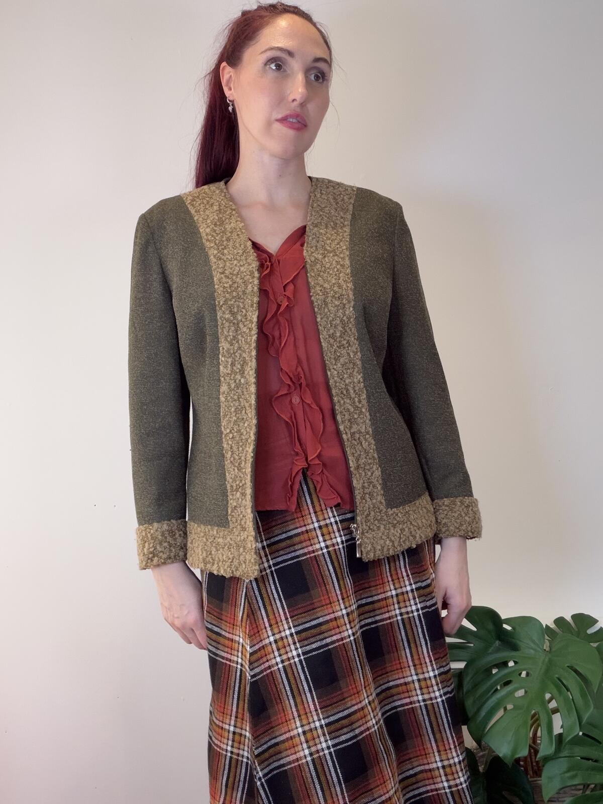 Vintage Y2K Blazer Olive Green and Beige Textured Trim Jacket Size 8 to 10