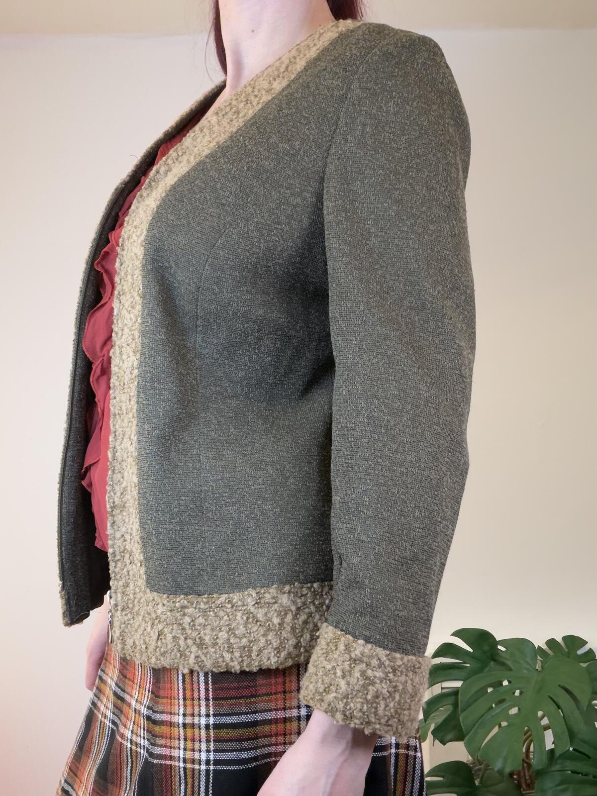 Vintage Y2K Blazer Olive Green and Beige Textured Trim Jacket Size 8 to 10