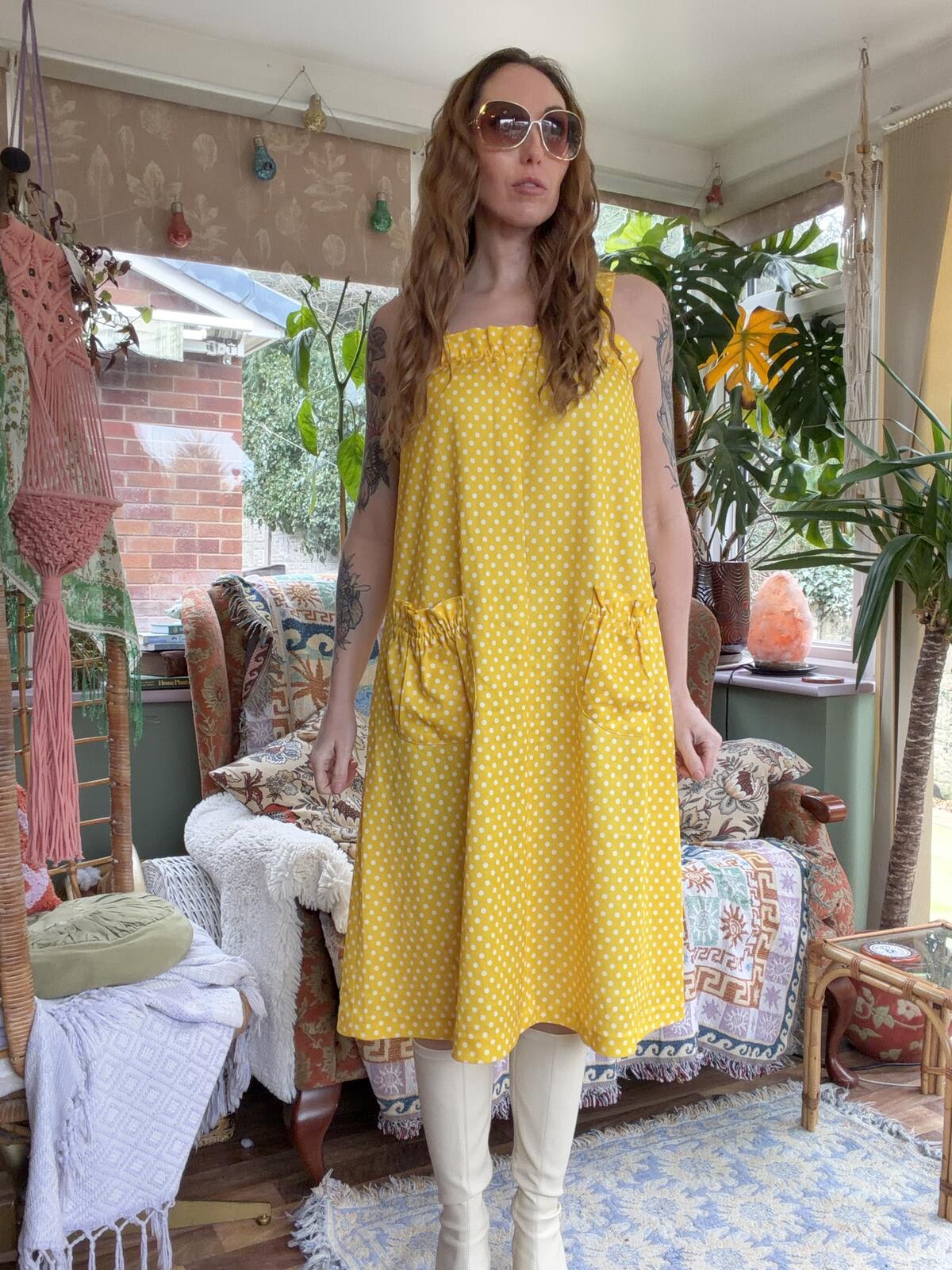 Vintage 1960s Beach Dress Size 10 Yellow Polka Dot Sleeveless Dress with Pockets
