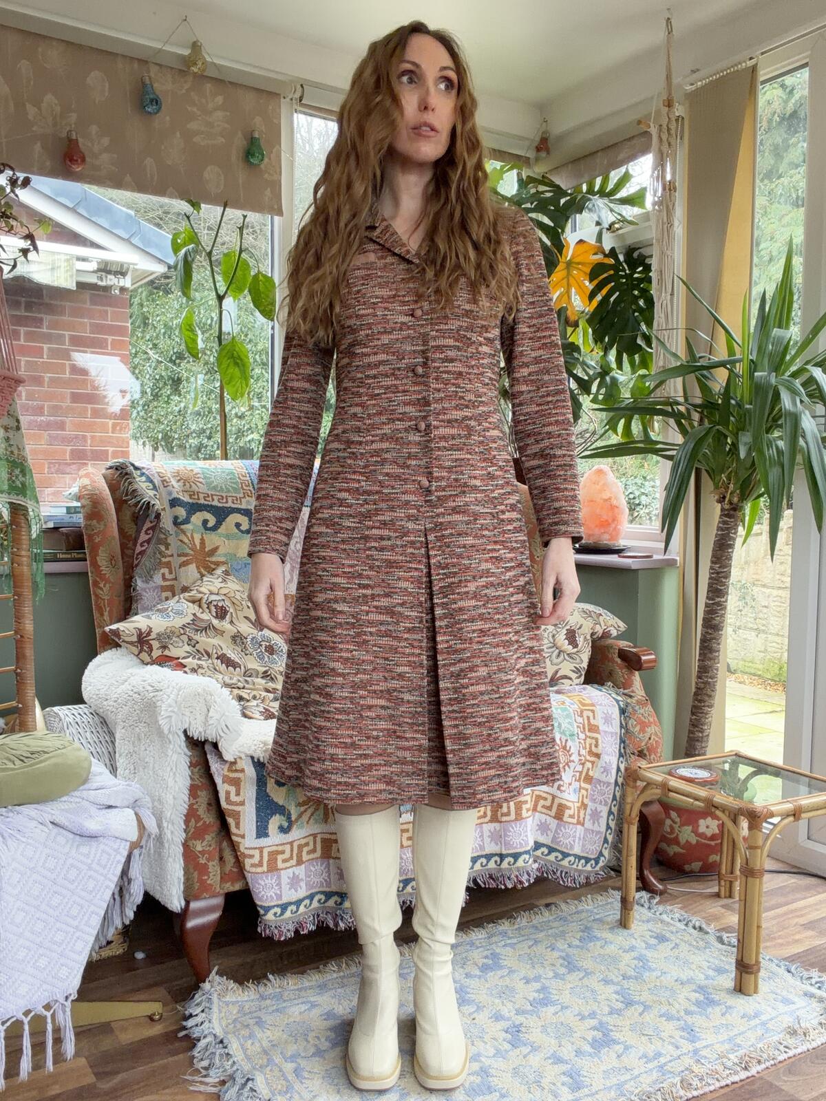 Vintage 1970s Shirt Dress Brown Size 12 Long Sleeve Button Front Knit Dress