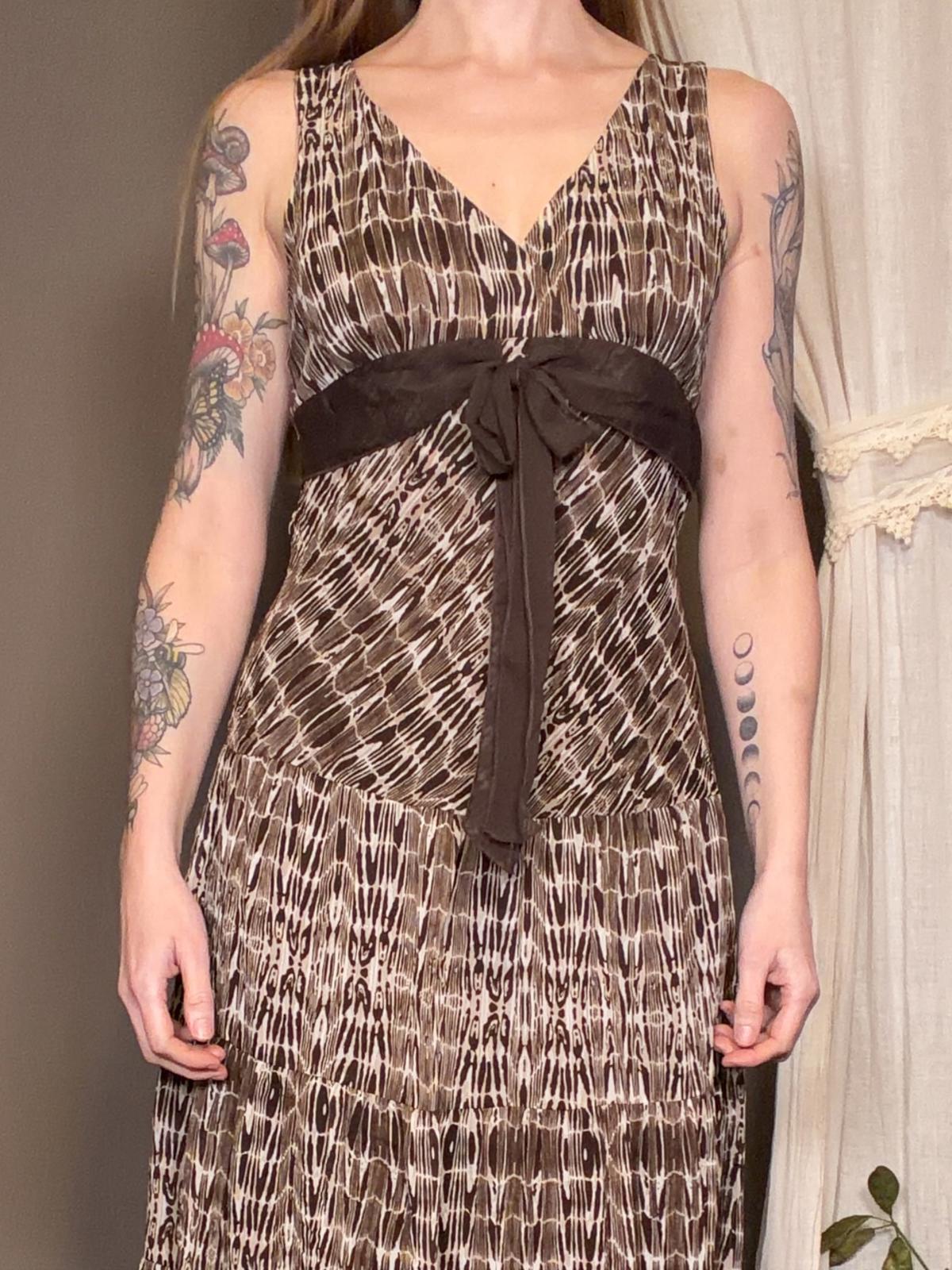 Vintage Y2K Summer Dress Brown Patterned Midi Dress with Tie Waist Size 10