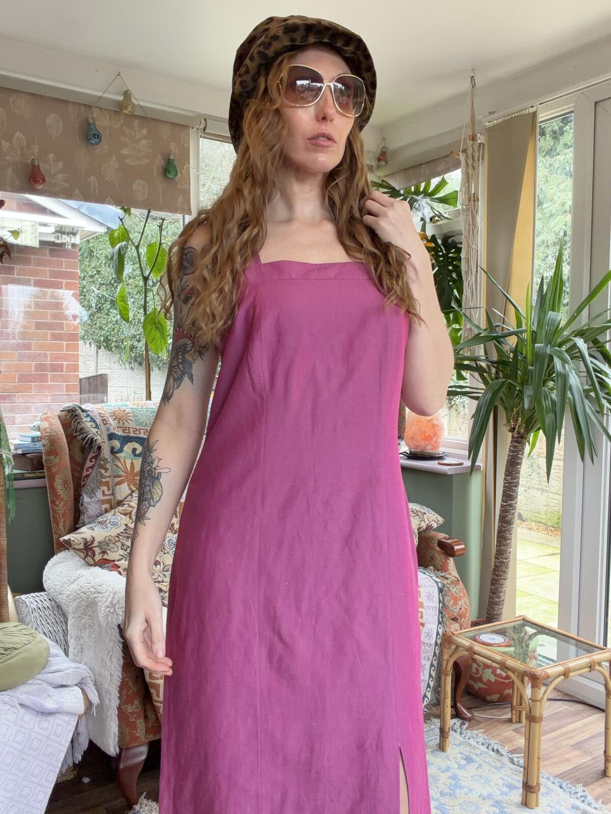 Vintage 1970s Maxi Dress Long summer Dress with Side Slit Pink size 12