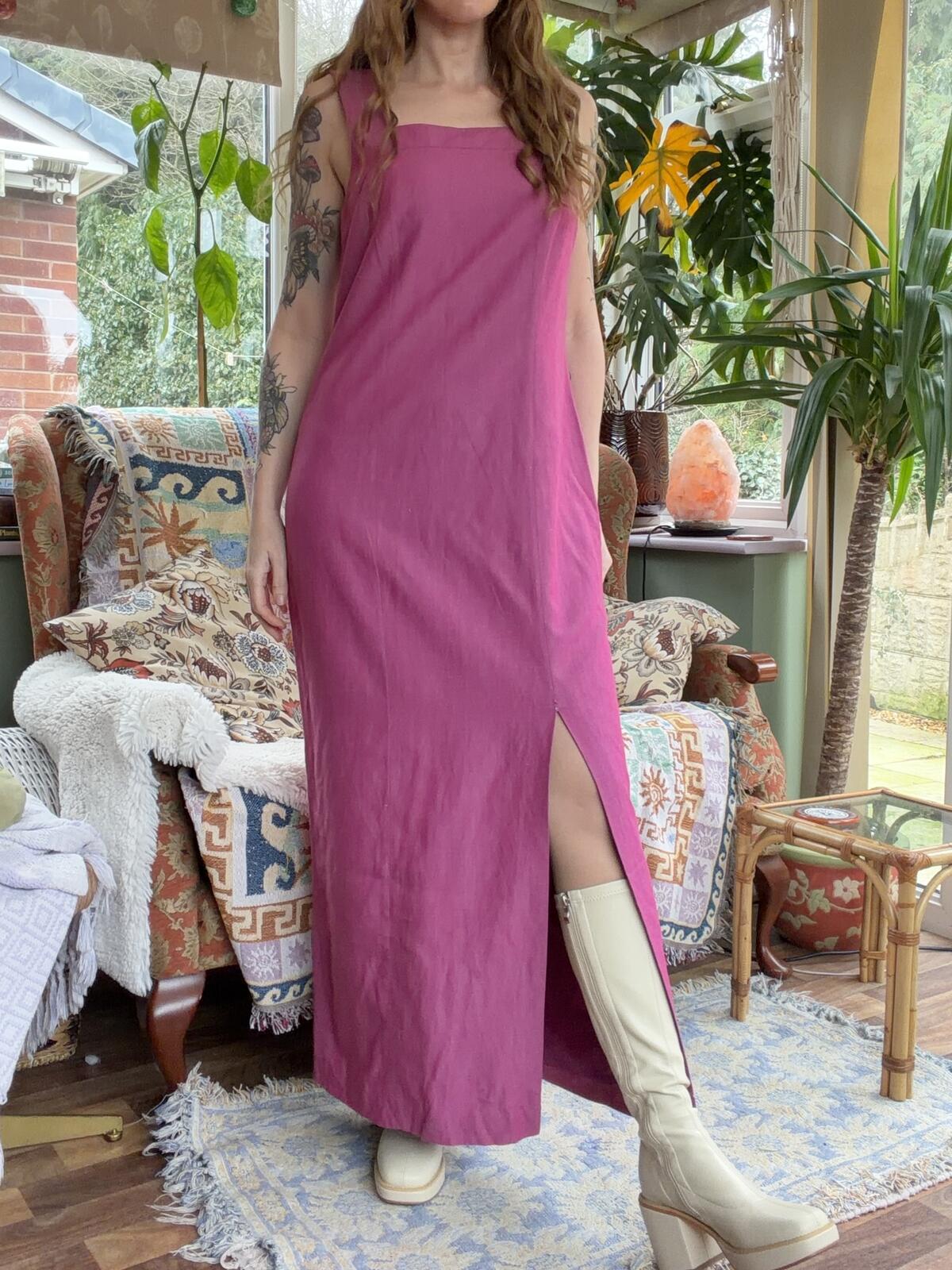 Vintage 1970s Maxi Dress Long summer Dress with Side Slit Pink size 12
