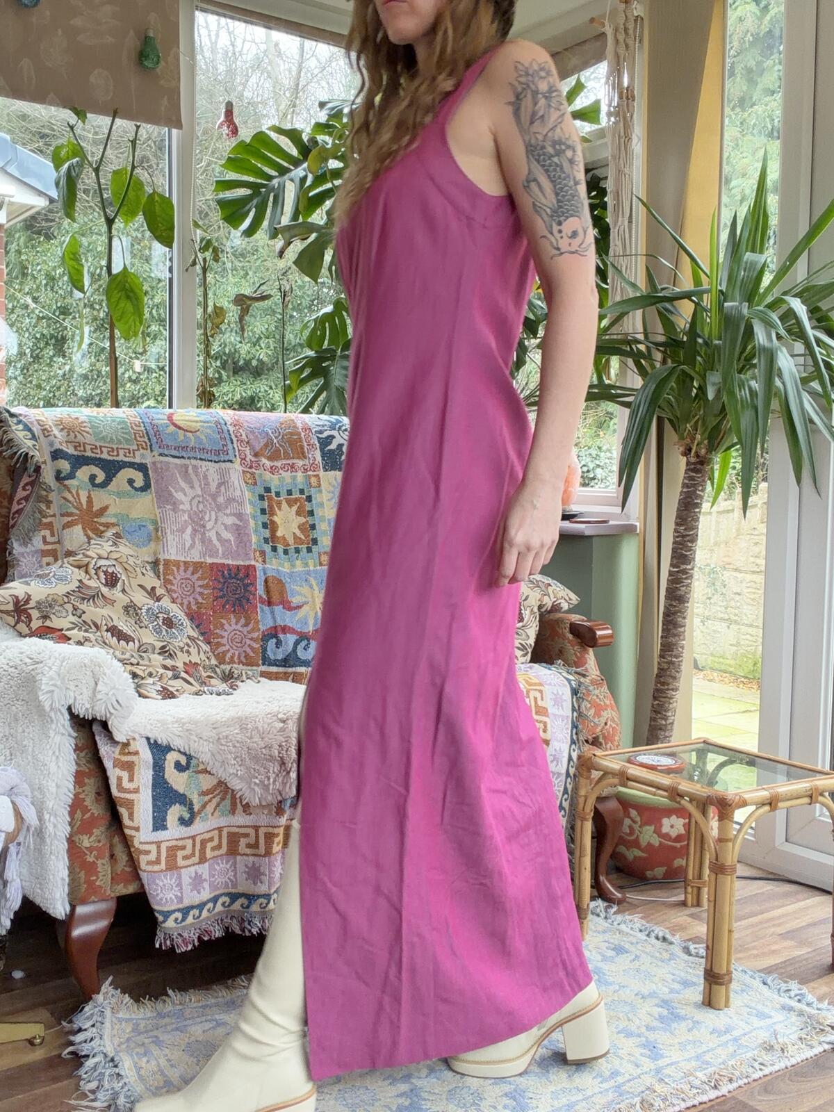 Vintage 1970s Maxi Dress Long summer Dress with Side Slit Pink size 12