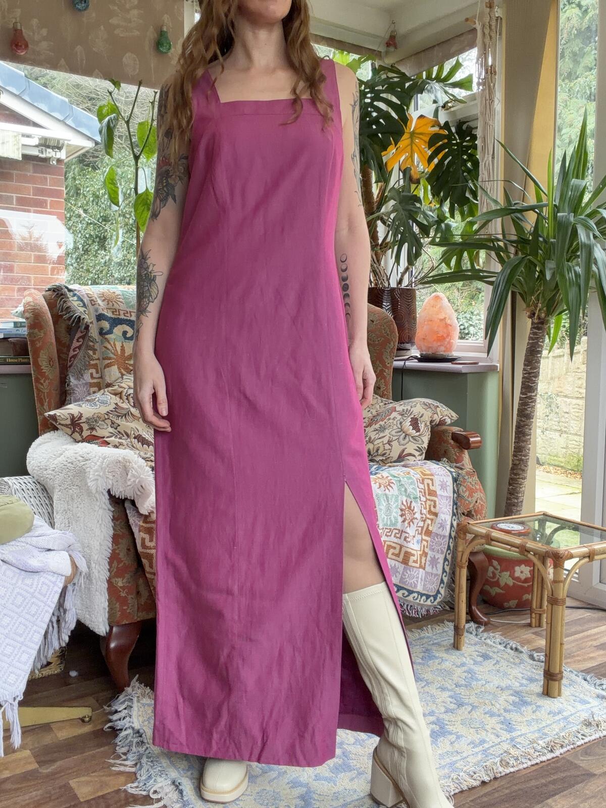 Vintage 1970s Maxi Dress Long summer Dress with Side Slit Pink size 12