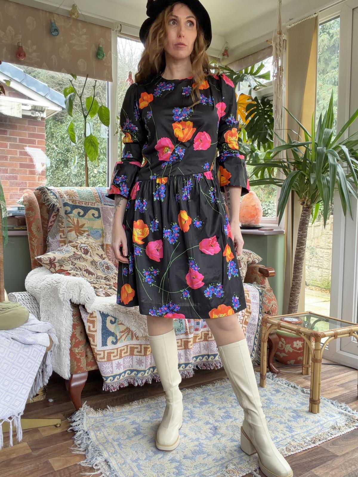 Vintage 1980s Floral Dress Flared Sleeve Assymetric Drop Waist Summer Dress 14