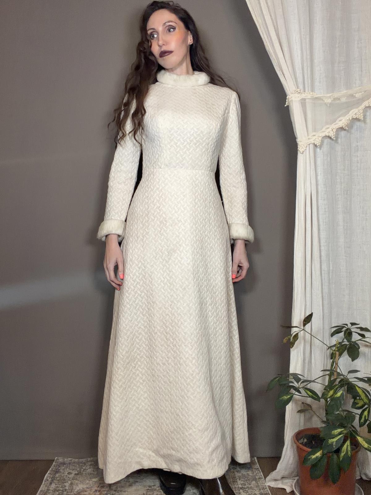 Vintage 1960s Knit Maxi Dress Cream Long Sleeve High Neck Faux Fur Cuffs S 6 8