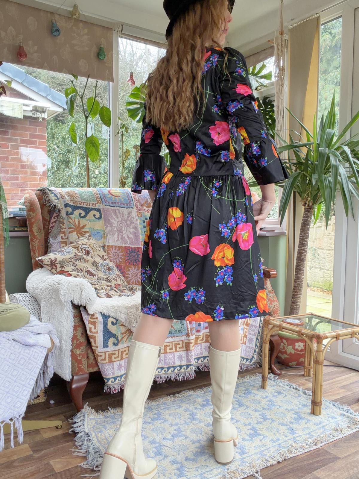 Vintage 1980s Floral Dress Flared Sleeve Assymetric Drop Waist Summer Dress 14