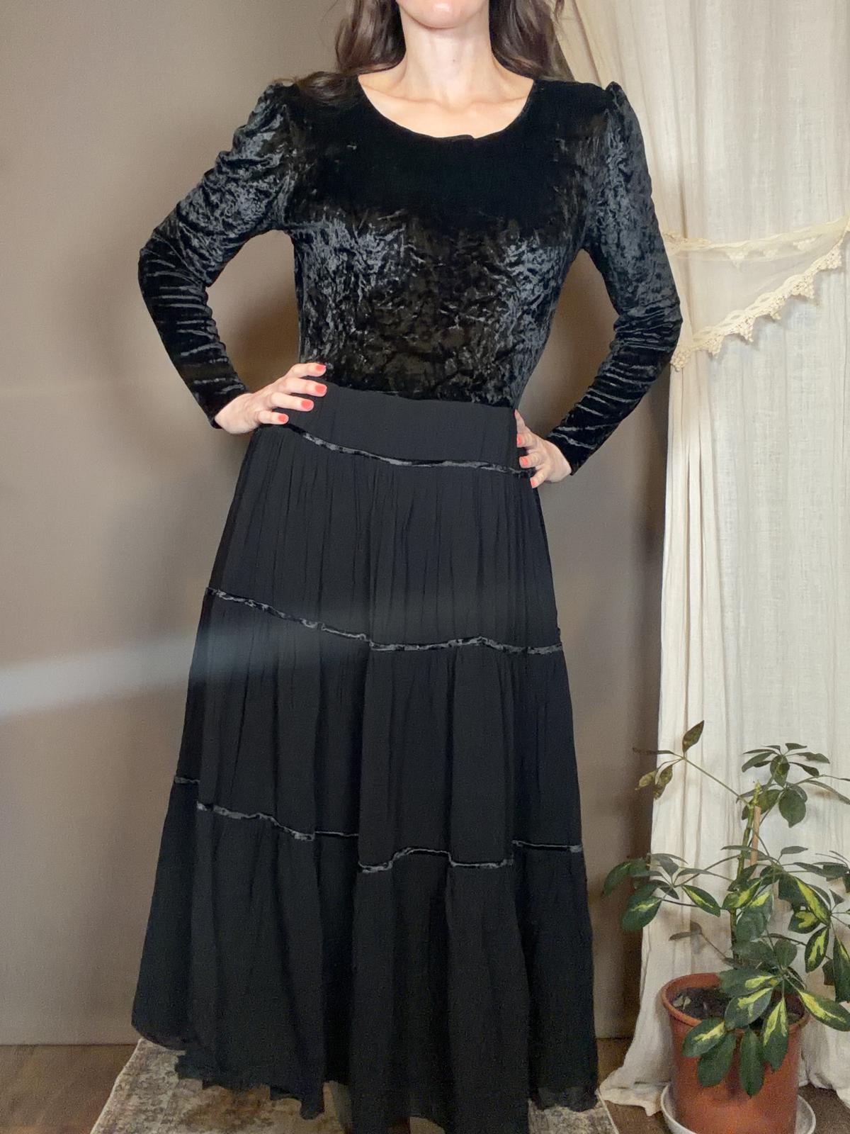 Vintage 1990s Velvet Dress Long Sleeve Tiered Skirt By Amuleti Black Size 14 16