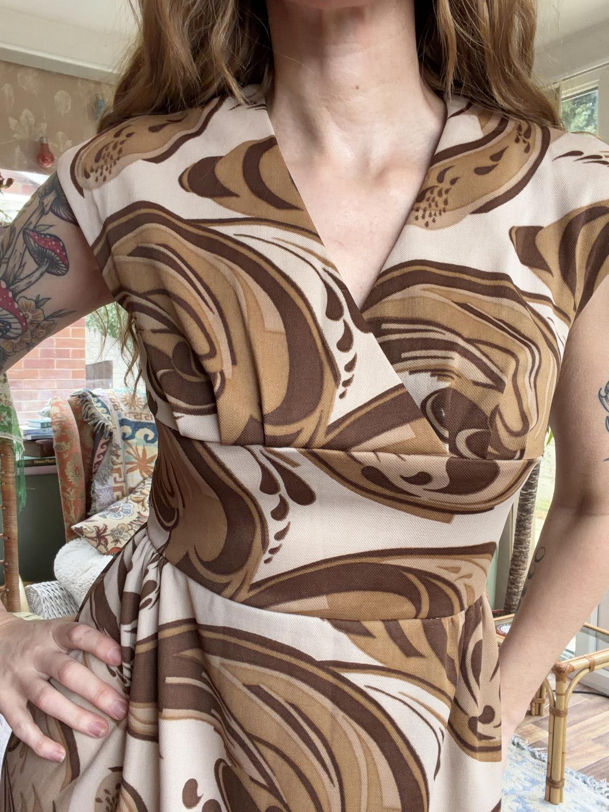 Vintage 1970s Maxi Dress Psychedelic Hippie Pattern By DK Modern Brown Size 10