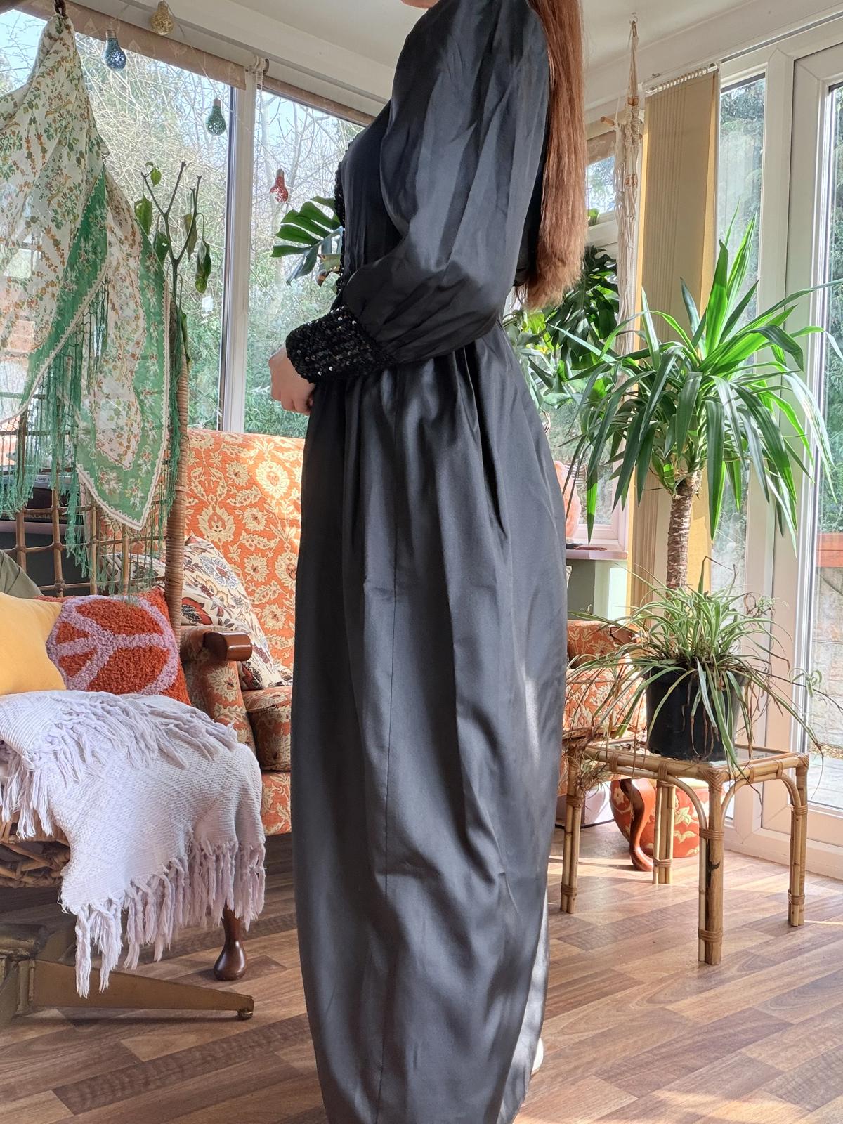 Vintage 1990s Maxi Dress with Sequin Detail and Puff Sleeve Black Size 8