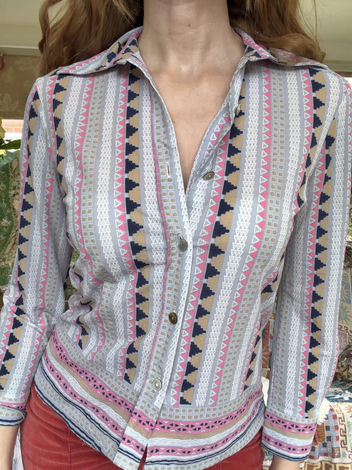 Vintage Blouse Bold Retro Print Collared Shirt Casual Or Formal Office Workwear