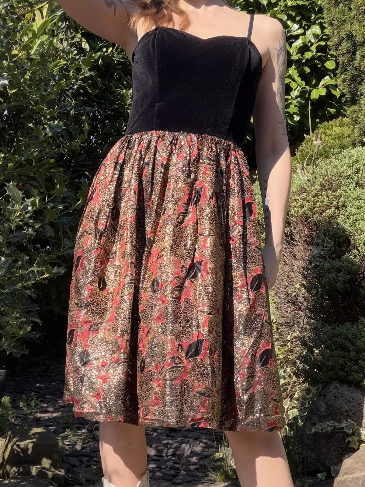 Vintage 1980s Party Dress Black Velvet Bodice Sparkly Skirt Size 10