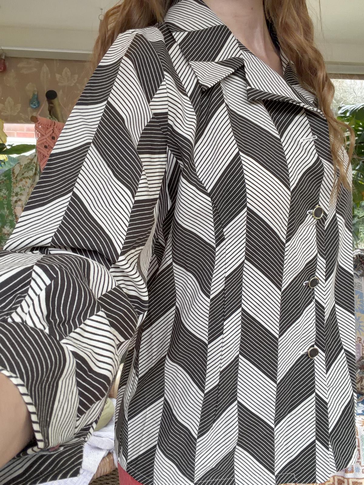 Vintage 1980s Abstract Shirt Retro Long Sleeve Blouse Black White Striped 16