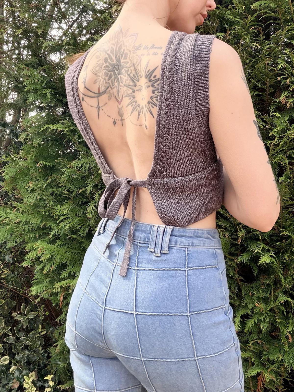 Vintage Y2k Knit Crop Top Plunge Neck Tie Waist Sleeveless Sweater Vest 10 12