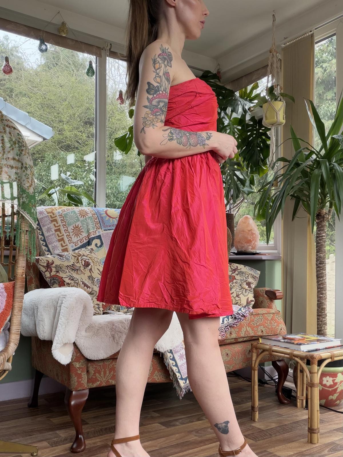 Vintage 1990s Party Dress 100% Silk Strapless Pink Mini Dress size 10