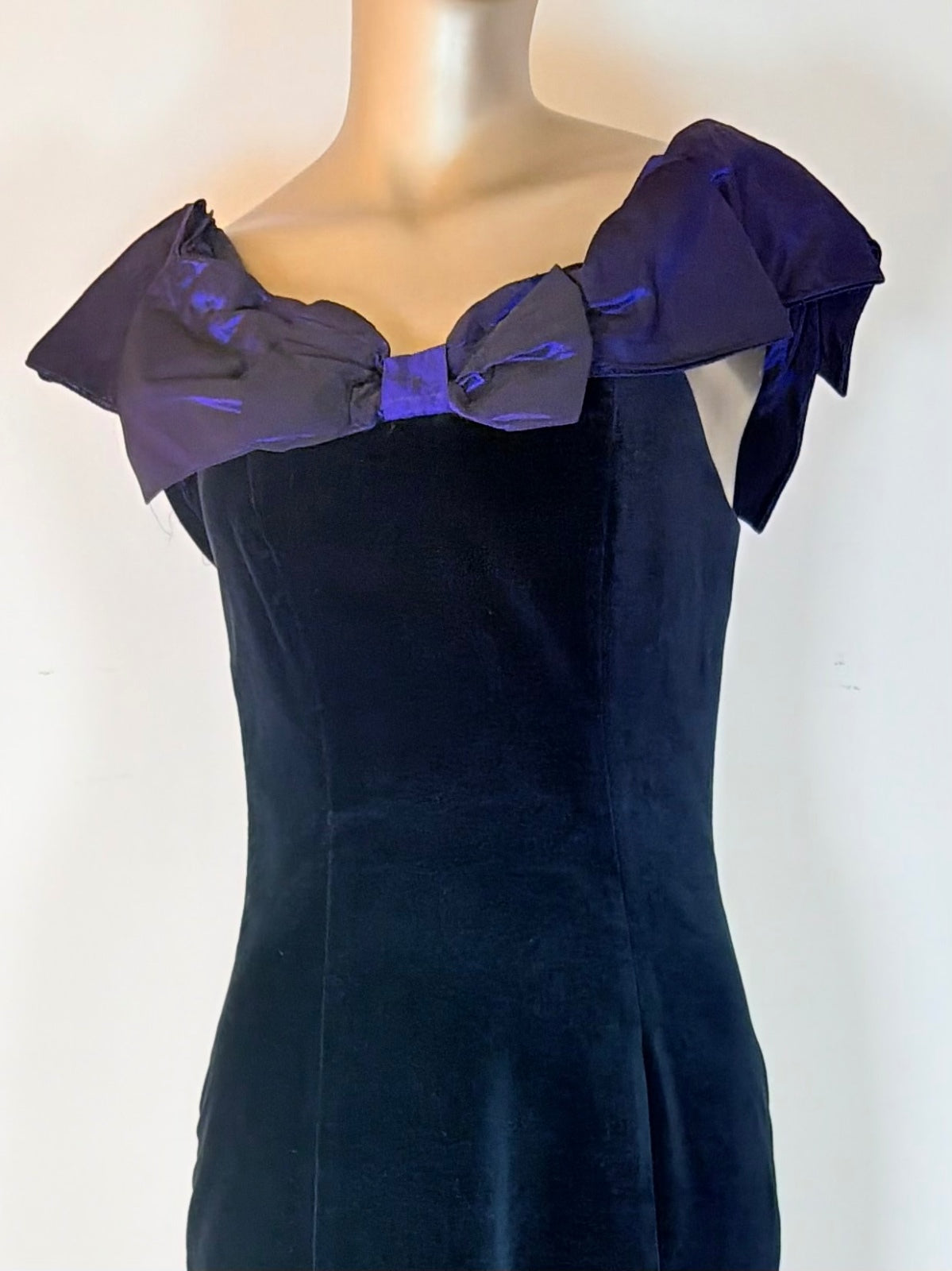 Vintage 1990s Cocktail Dress Black Velvet By Debut with Purple Bow Size 8