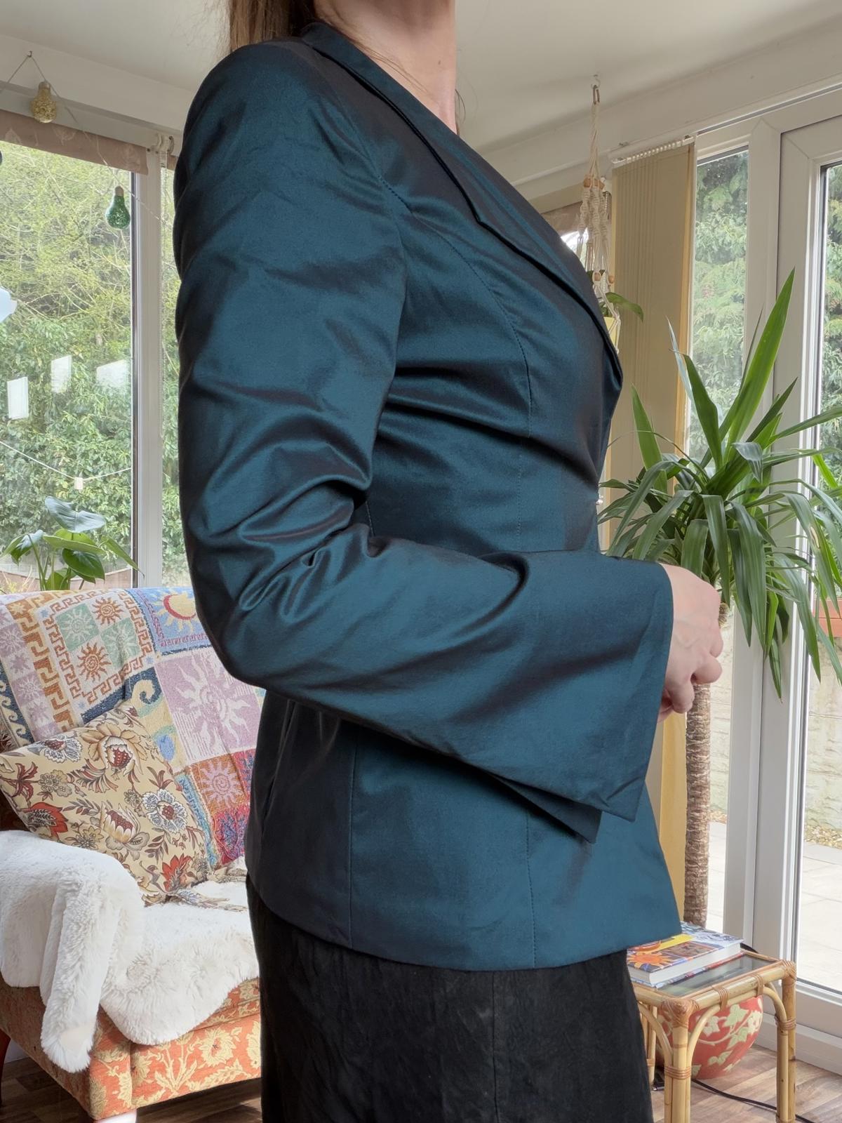 Vintage Y2k Blazer By BAY Size 8 Dark Green Fitted Blazer with Front Clasp