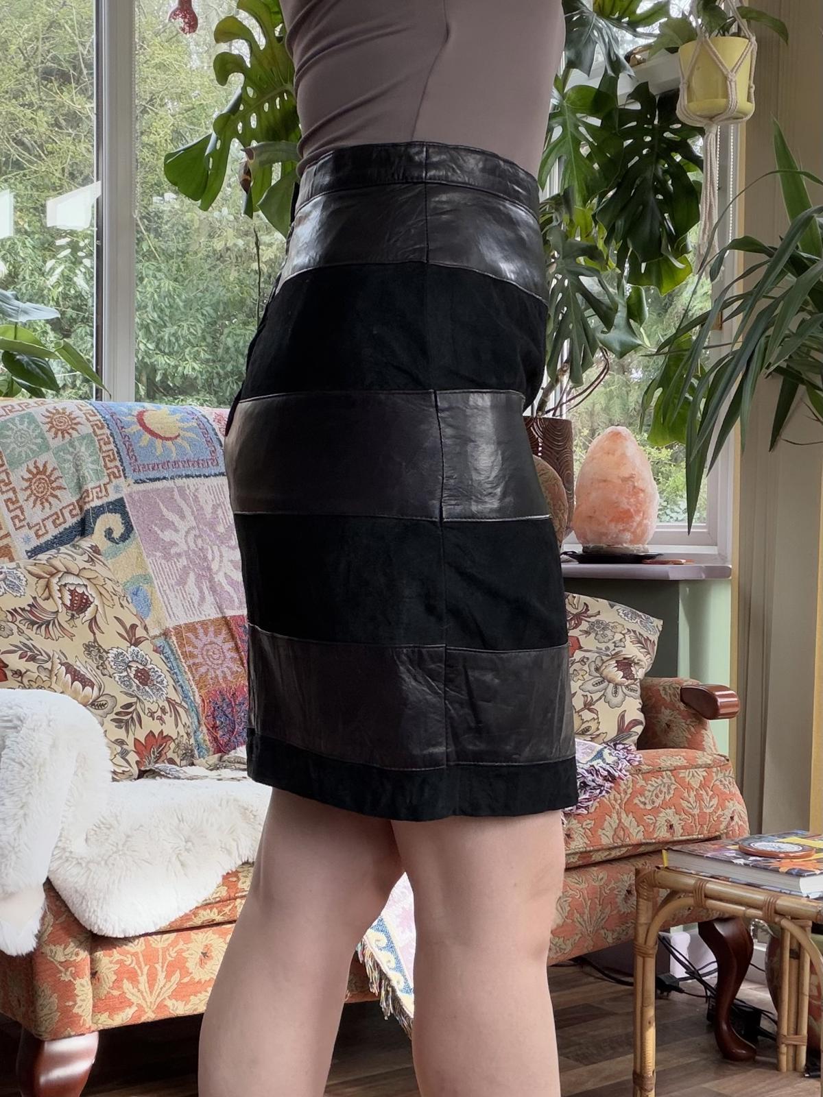 Vintage 1980s Leather Skirt Black Suede Panelled Retro Mini Skirt Size 8
