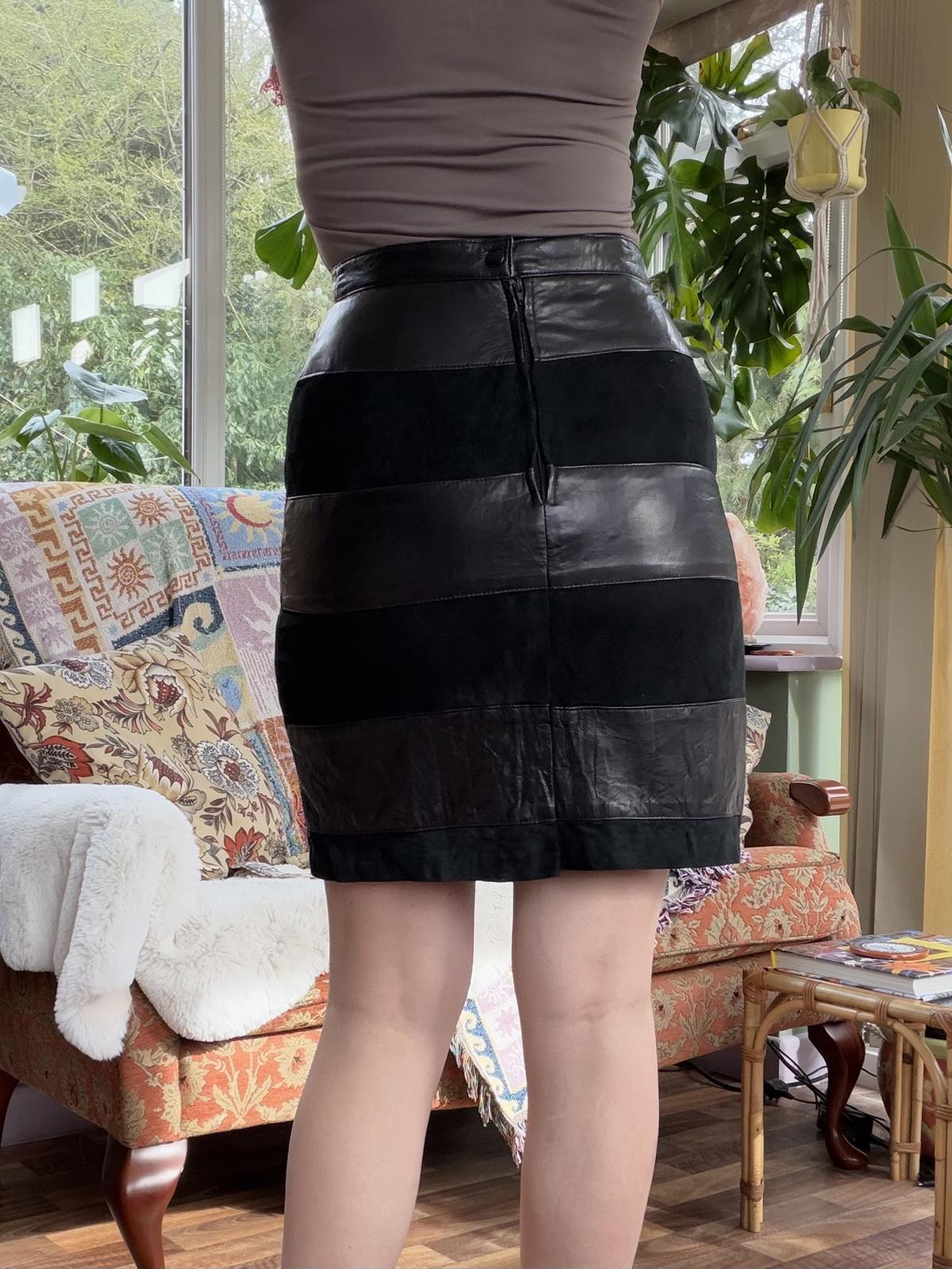 Vintage 1980s Leather Skirt Black Suede Panelled Retro Mini Skirt Size 8