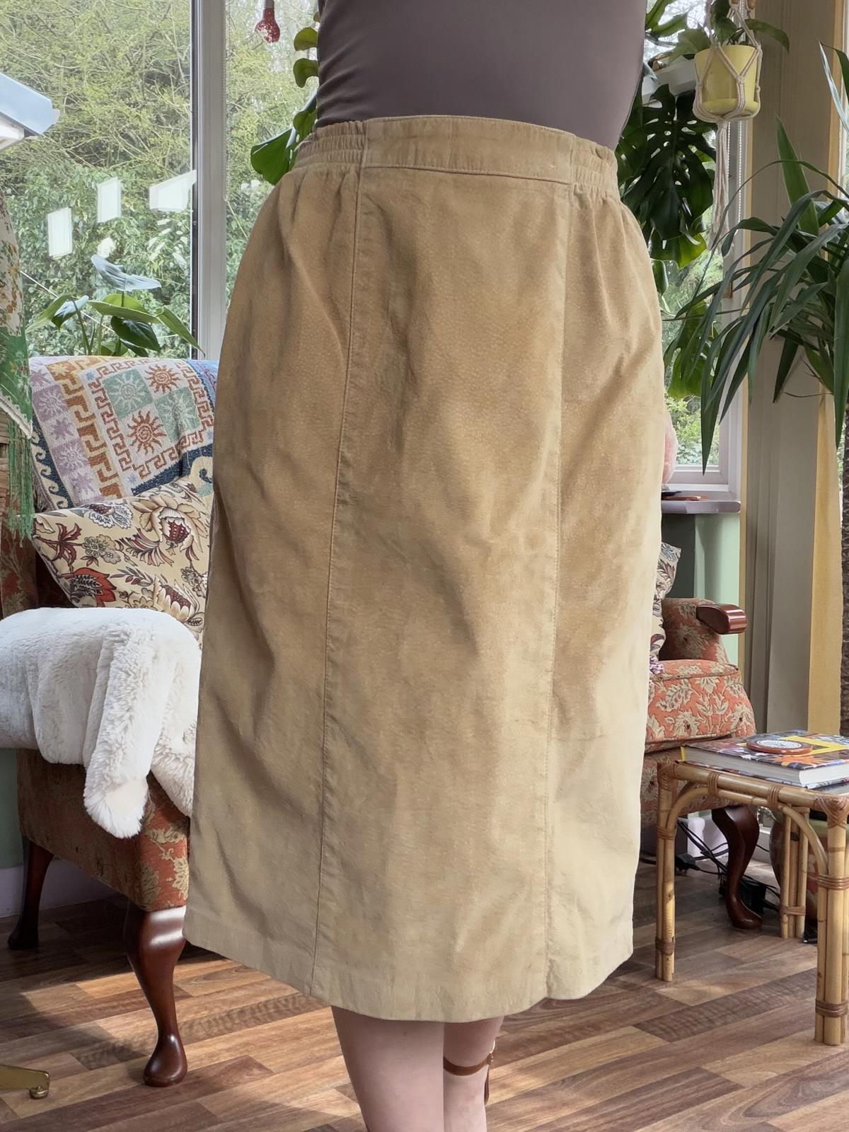 Vintage 1980s Suede Skirt Real Leather Tan Midi Skirt By Danier Size 12 to 14