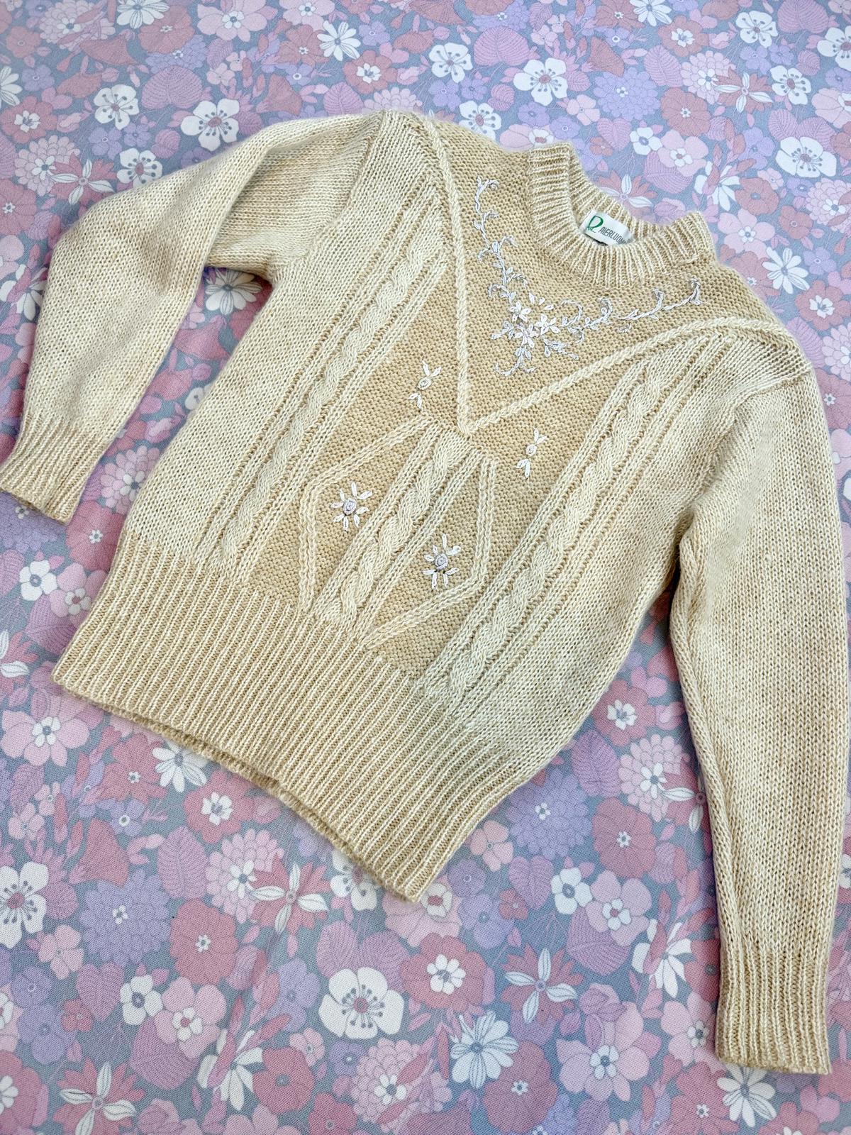 Vintage 1990s Knit Jumper Beige Knitted Sweater floral Embroidered  12 to 14