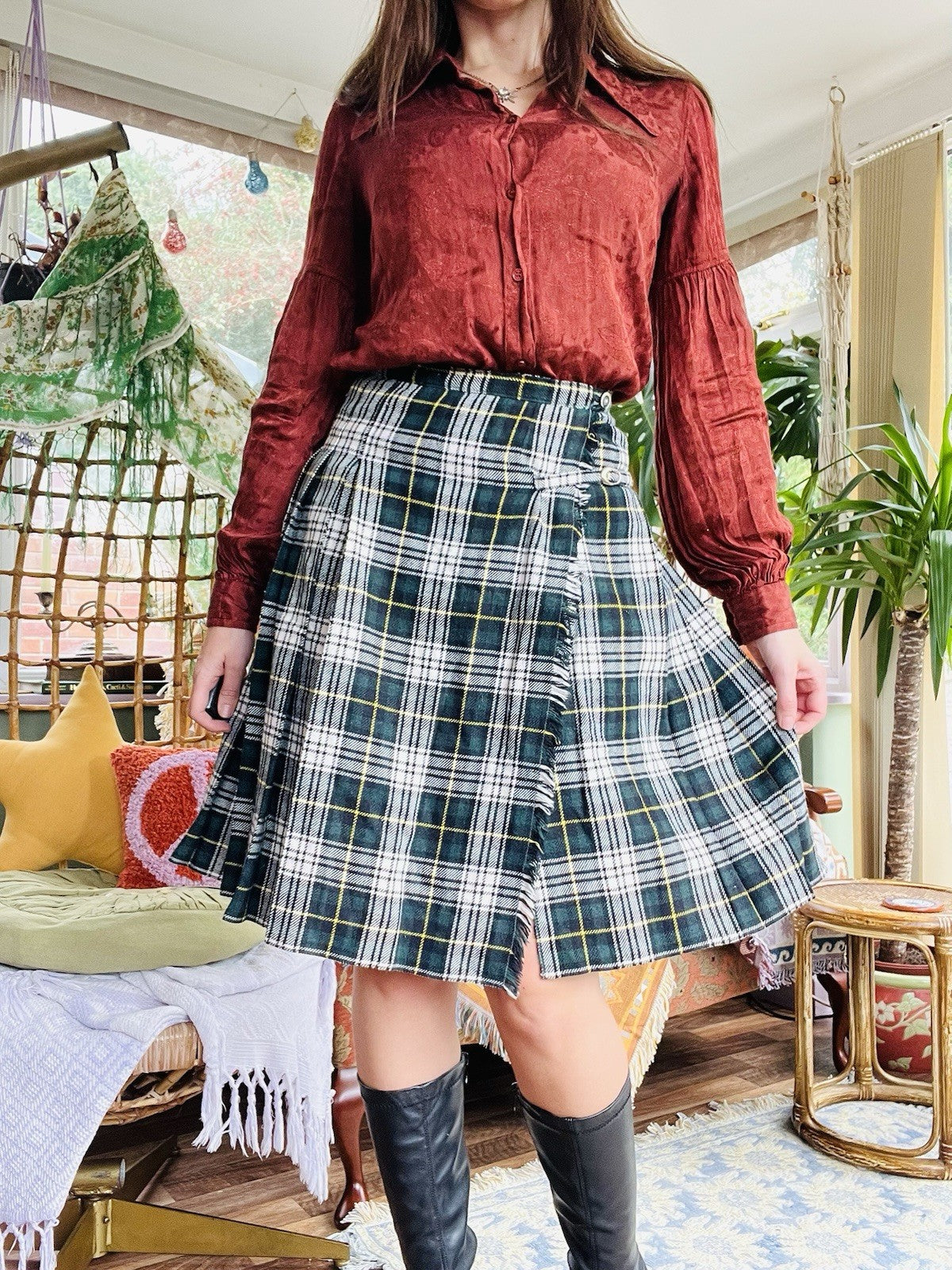 Vintage 1980s Tartan Skirt, Preppy Scottish Plaid Kilt Style Skirt, Green Size 8