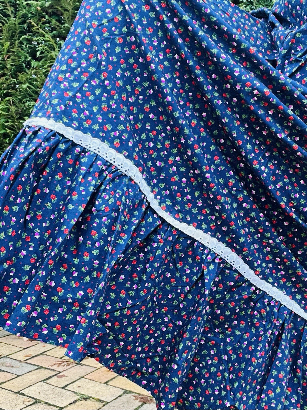 Vintage 60s Maxi Skirt Size 8 Blue Ditsy Cottage Cottagecore Long Button Down