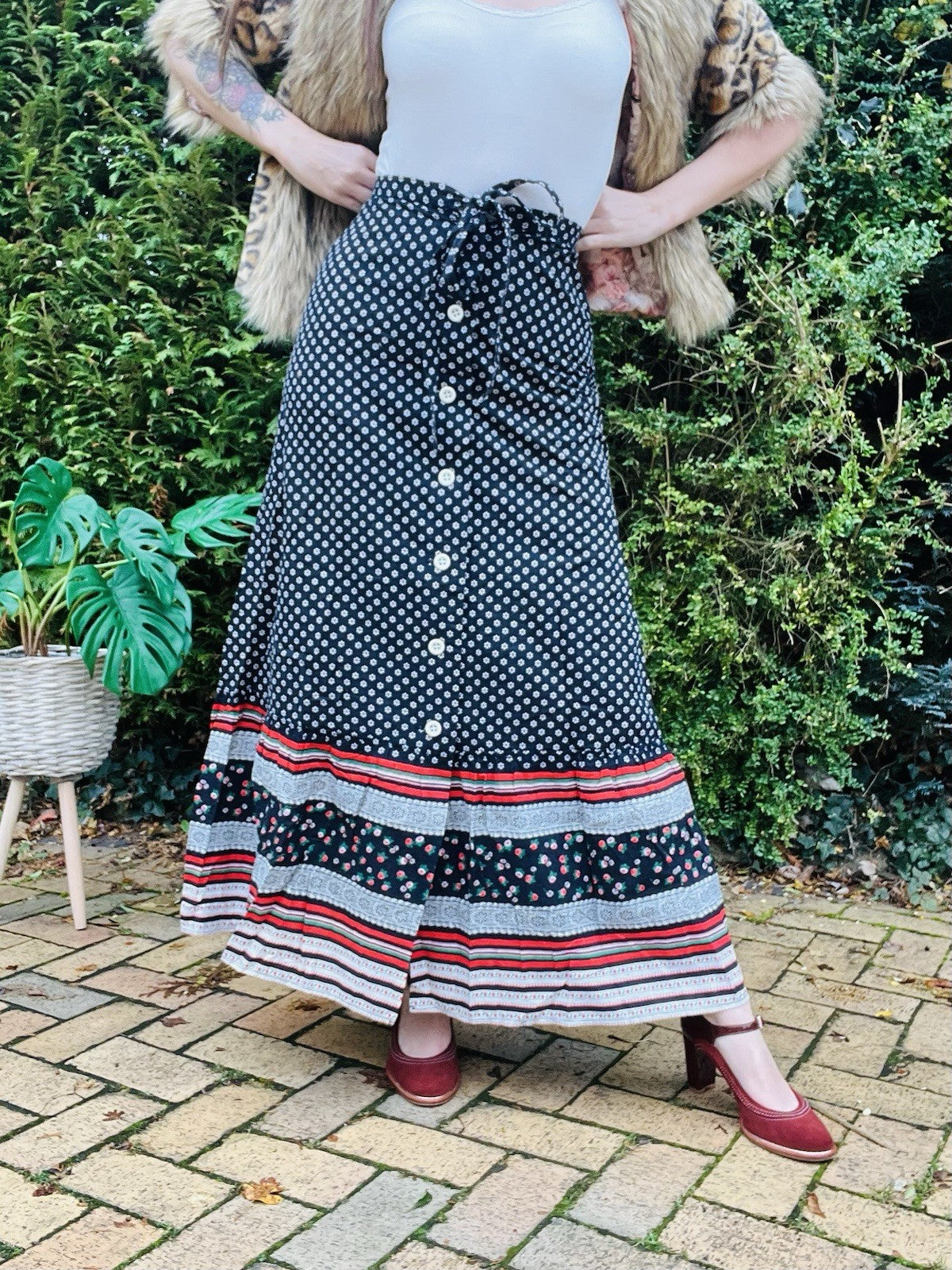 Vintage 70s Maxi Skirt Size 8 Ditsy Floral Cottage Cottagecore 100% Cotton Shirt