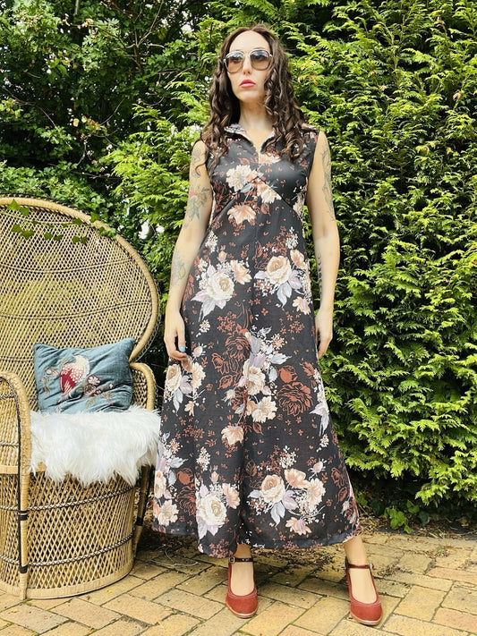 Vintage 1970s Maxi Dress, Dagger Collar, Autuminal Floral Print - Black Size 14