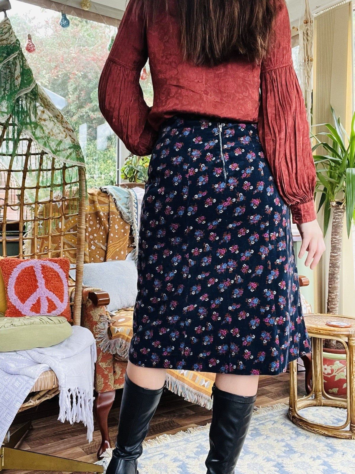 Vintage 1970s Velvet Skirt, Whimsigoth Ditsy Floral Hig Waist Midi Skirt Size 14