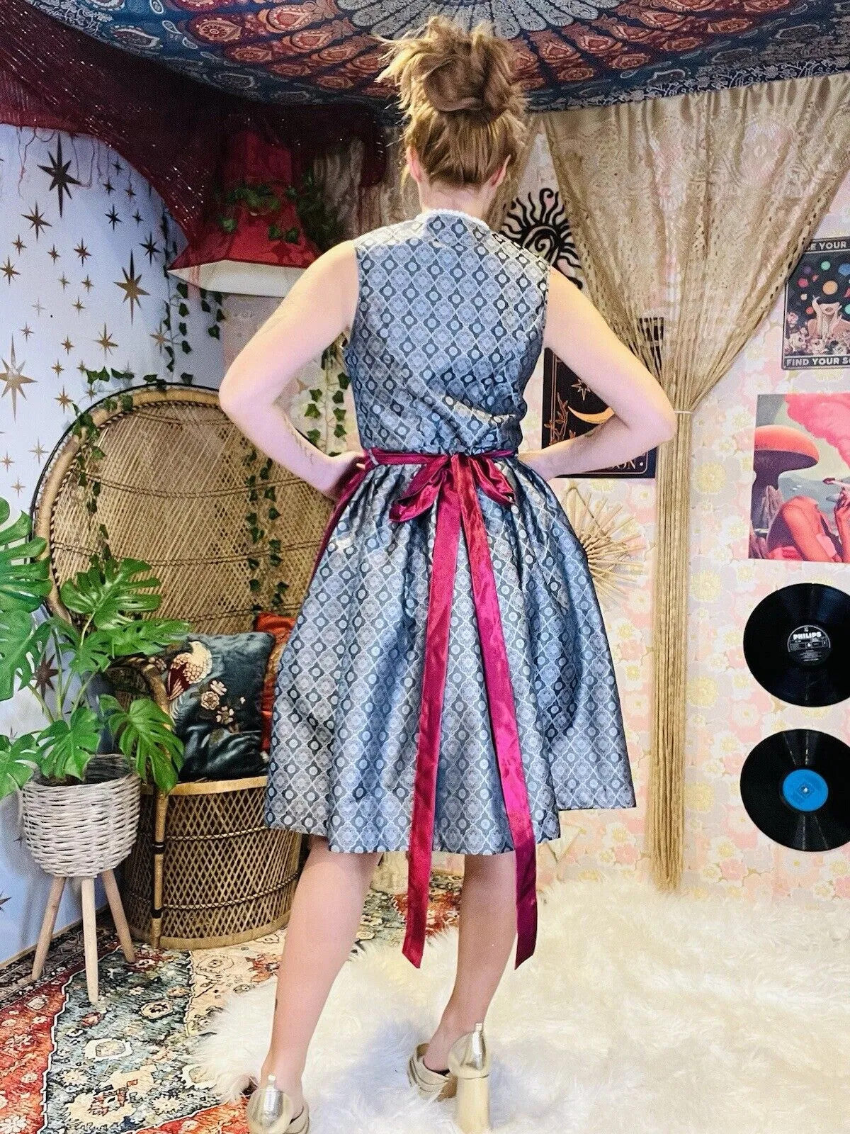 Austrian Dirndl Dress S 10 By Ramona Lippert Pink  Sliver Grey 2 Piece Costume