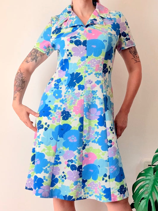 Vintage 1960s Floral Dress with Collar Blue Retro Sundress Shirt dress Size 16