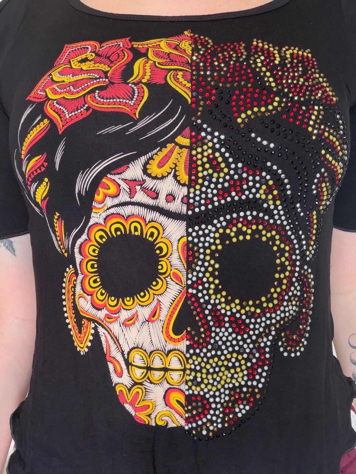 Vintage Y2k Skull Top Black Cold Shoulder Embellished Asymmetrical Tee size S