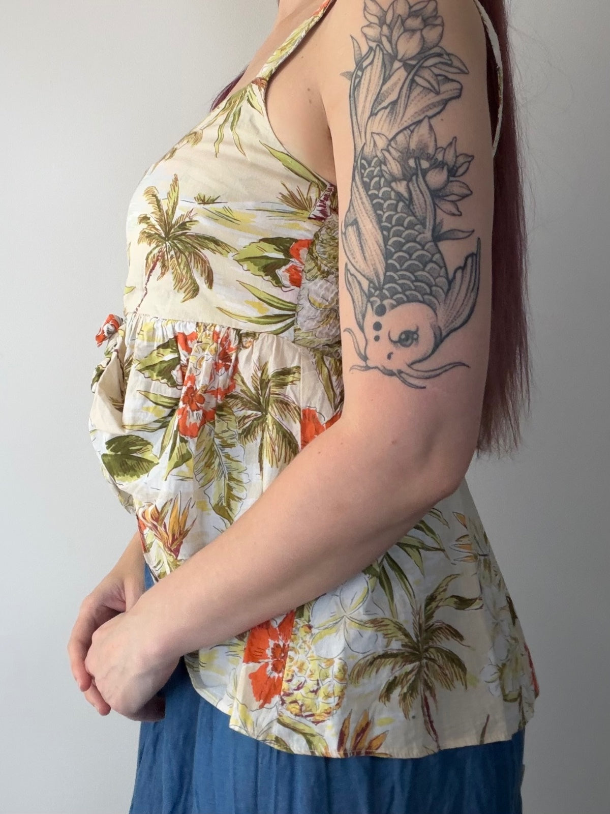 Hawaiian Holiday strappy Top Tropical Floral Tie Front Summer Top Size 10